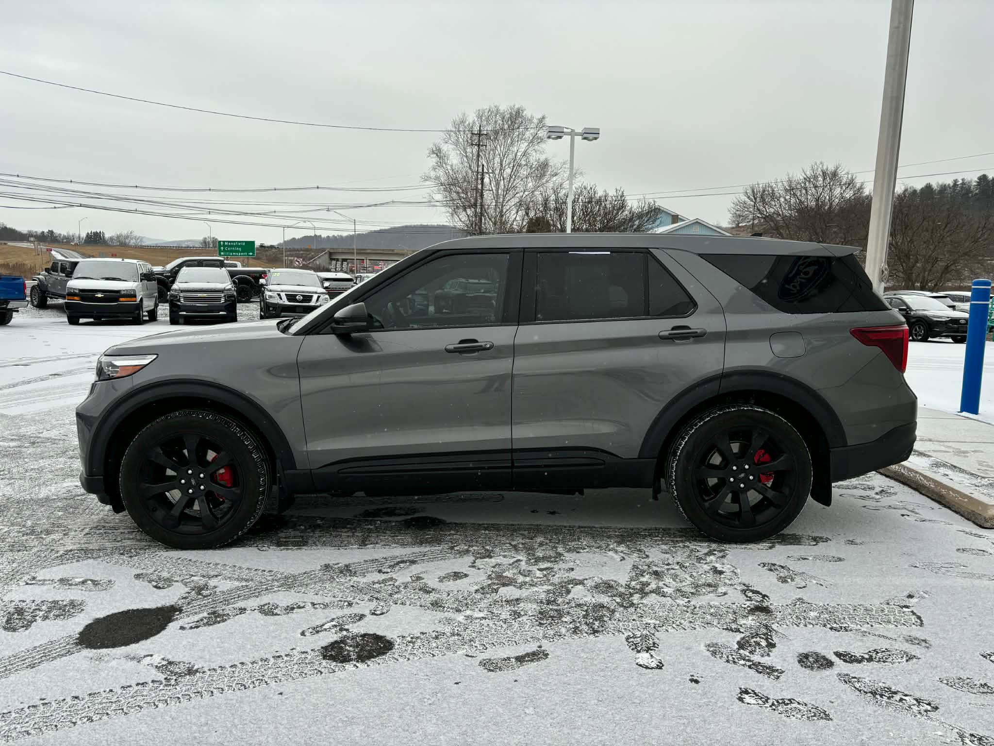 2022 Ford Explorer ST
