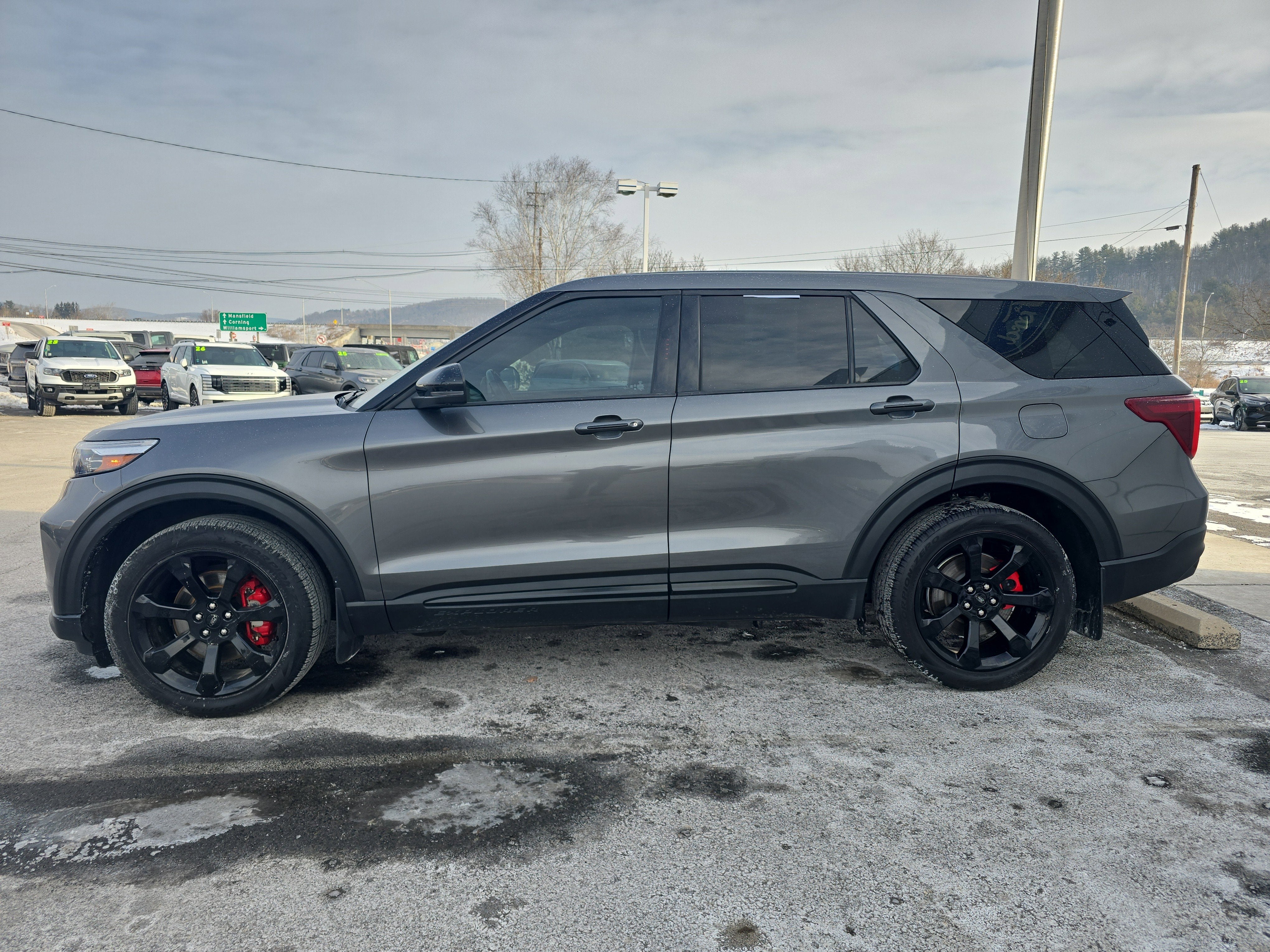 2022 Ford Explorer ST