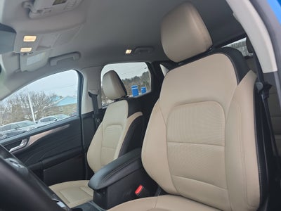 2021 Ford Escape Titanium Hybrid