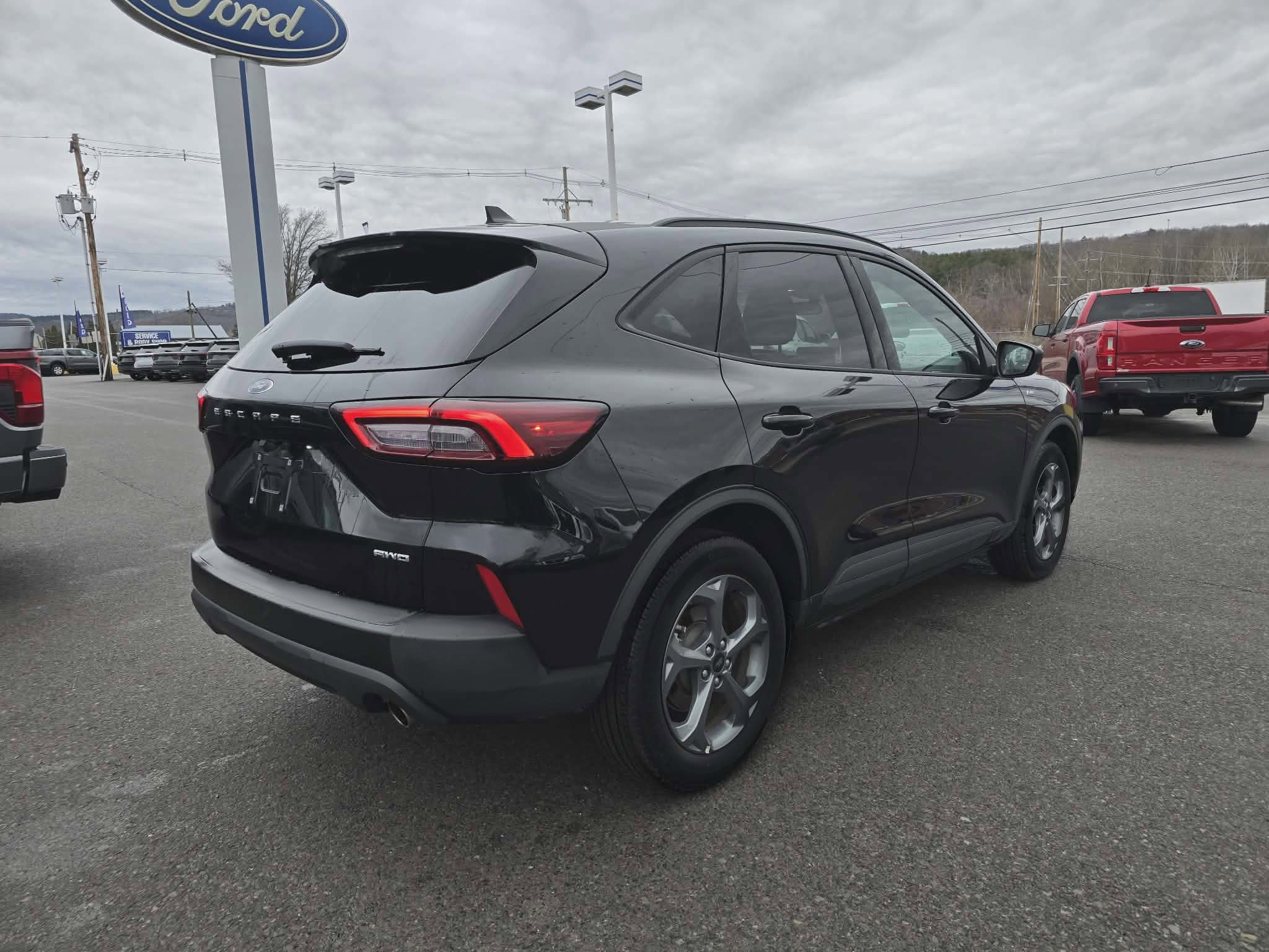 2025 Ford Escape ST-Line