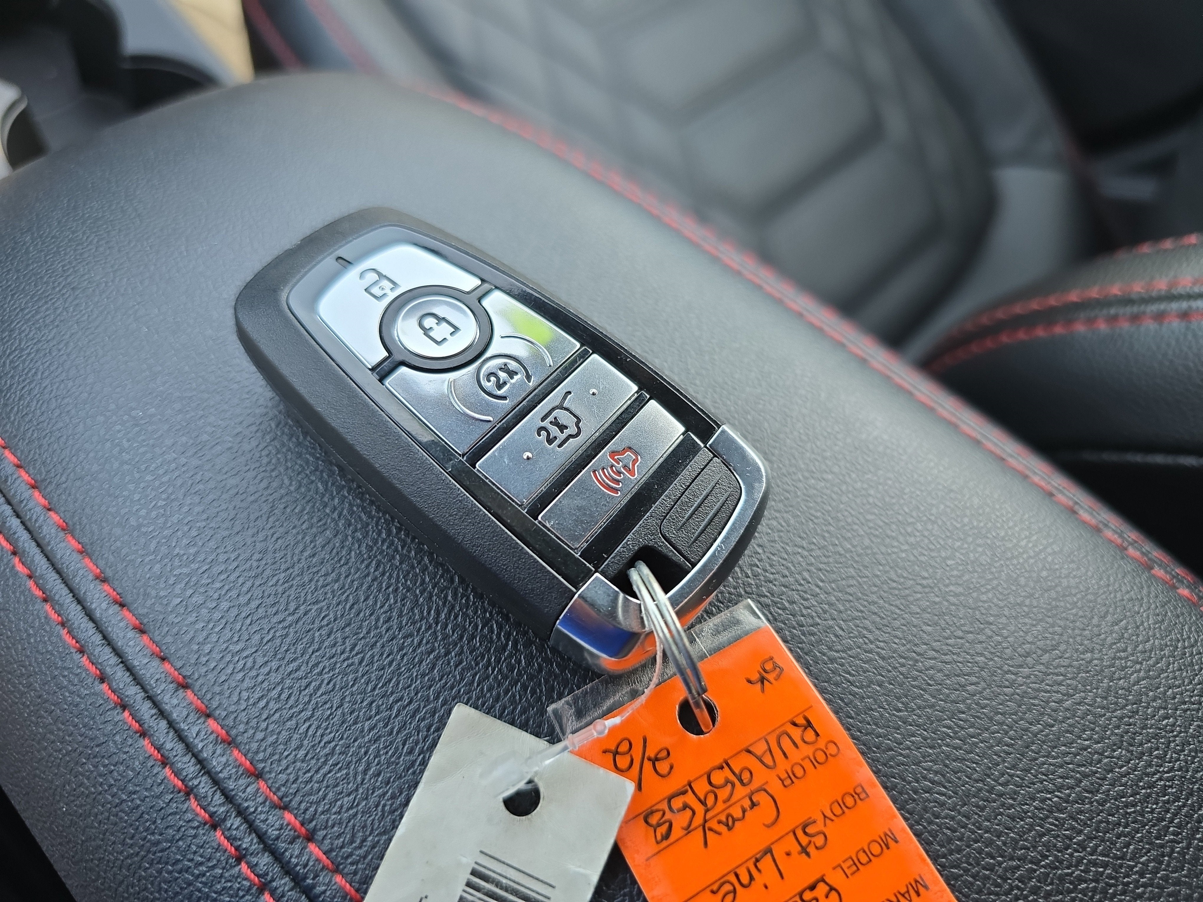 2024 Ford Escape ST-Line Elite