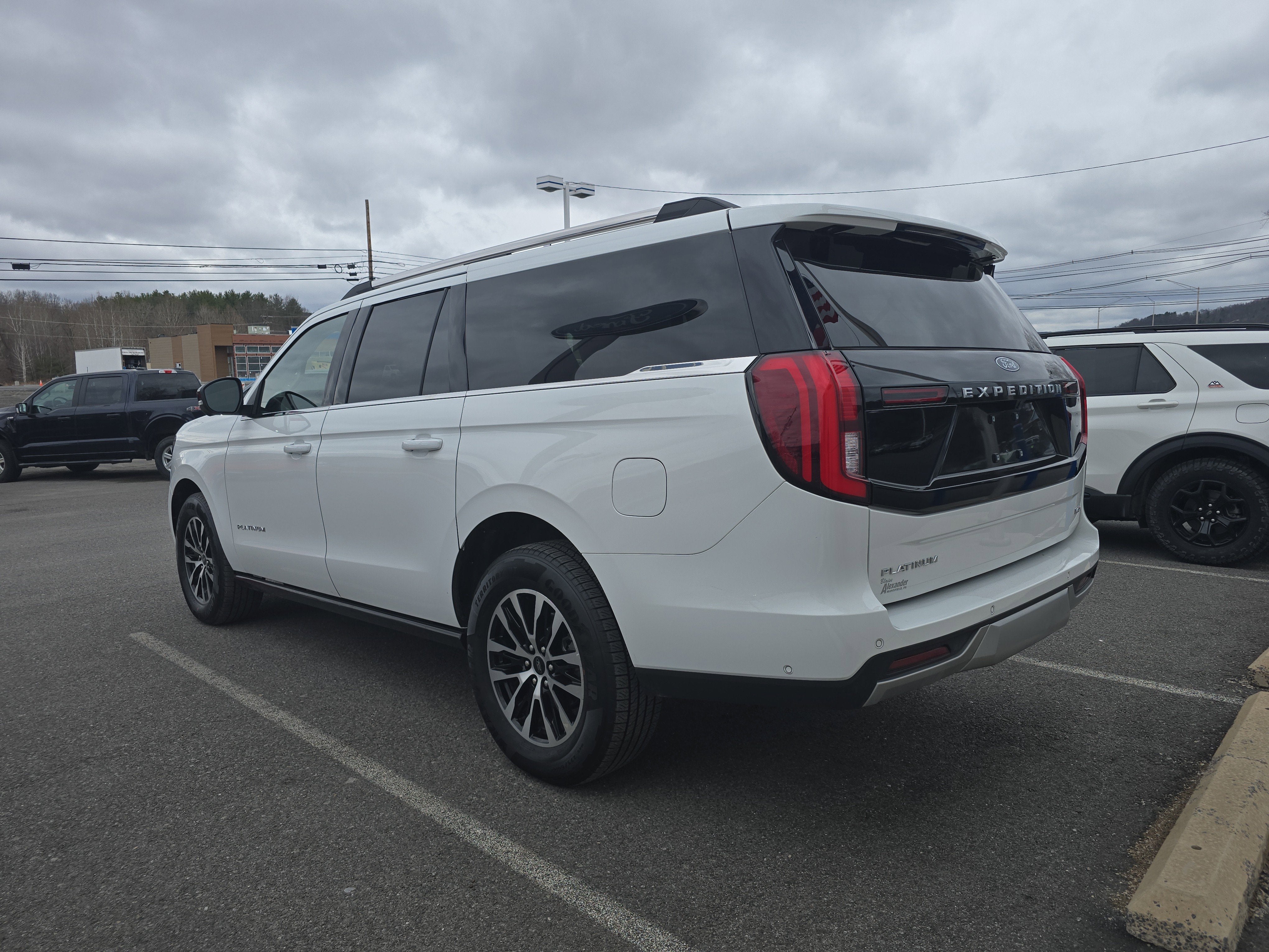 2025 Ford Expedition Max Platinum