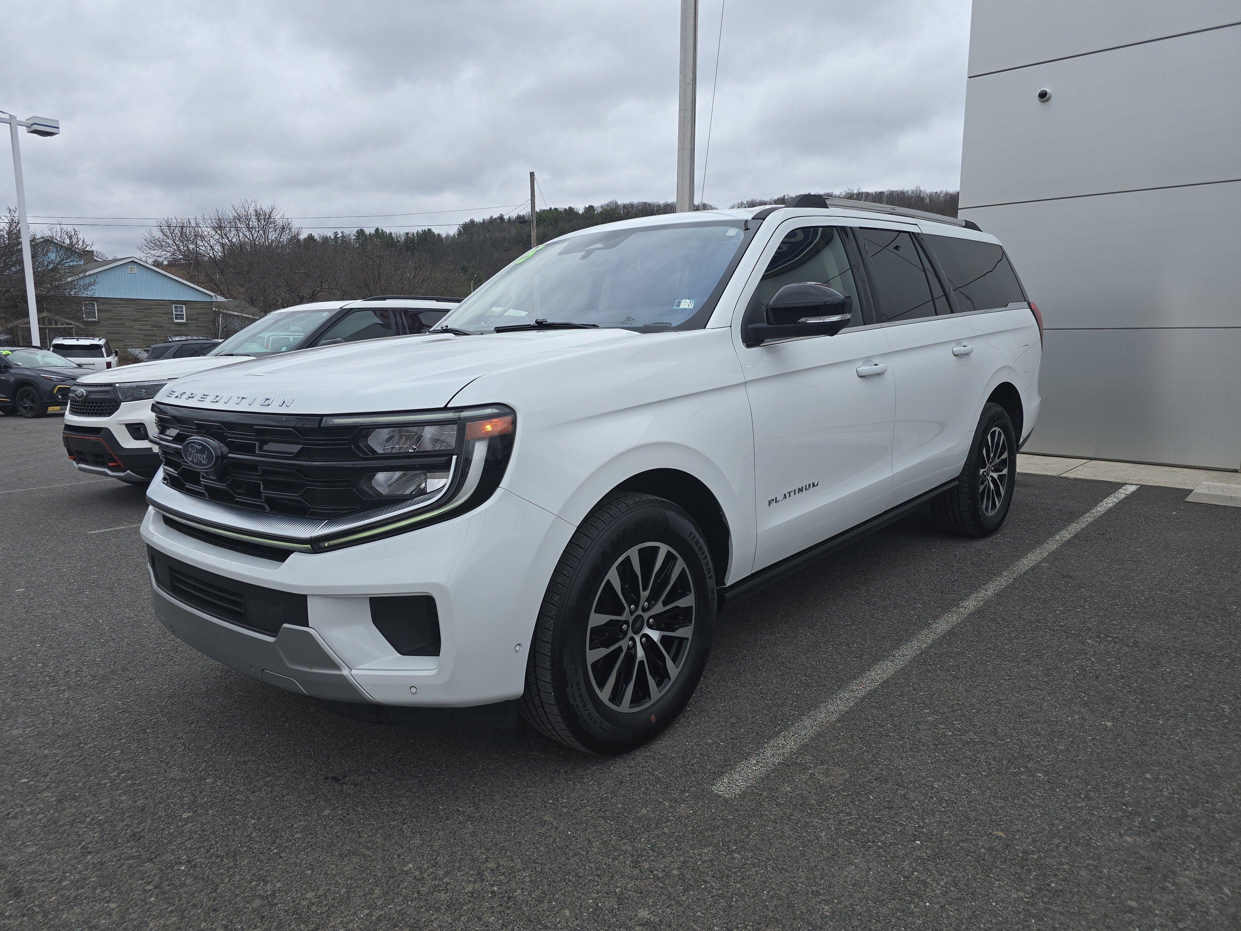2025 Ford Expedition Max Platinum