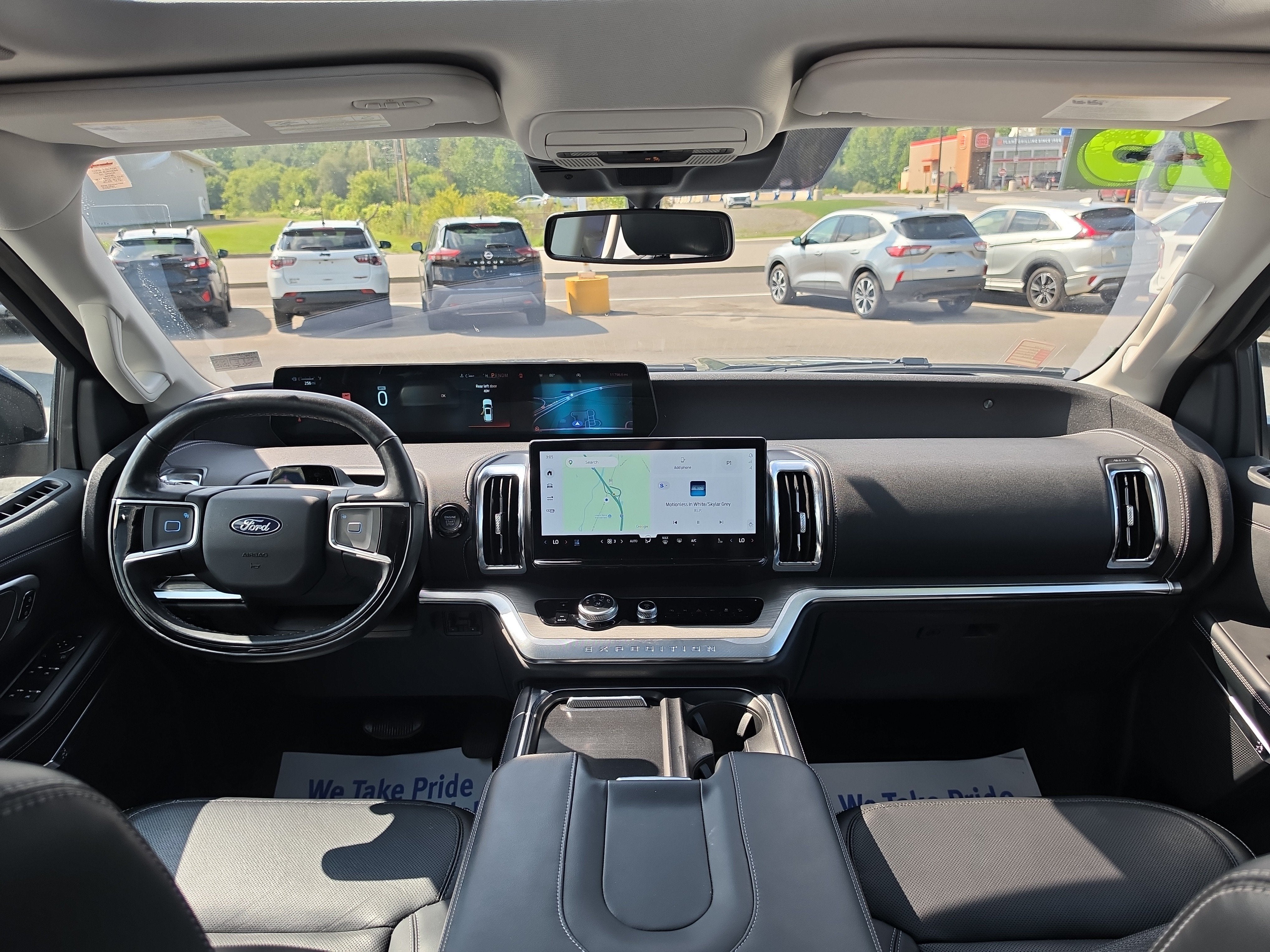 2025 Ford Expedition Platinum