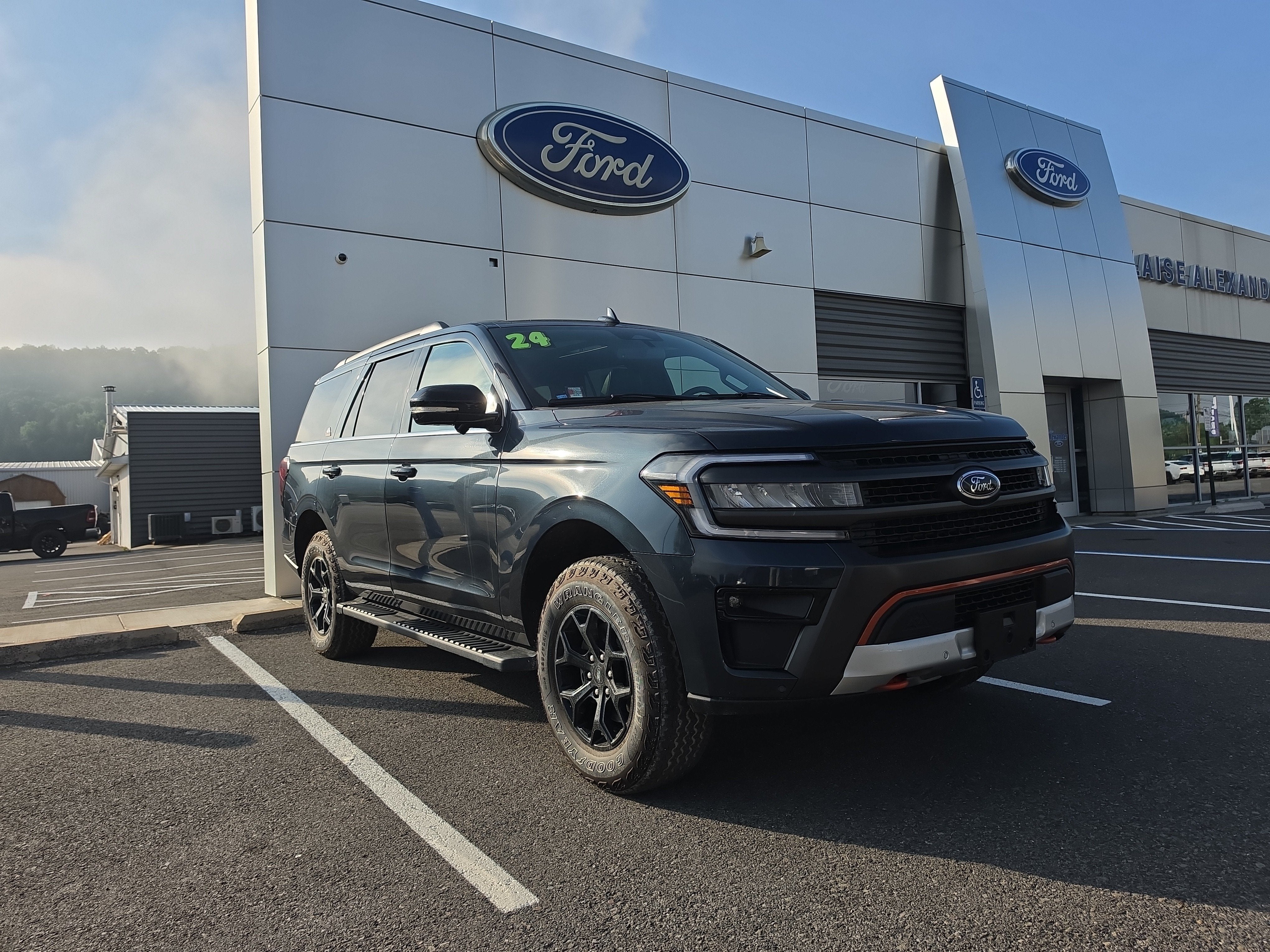 2024 Ford Expedition Timberline