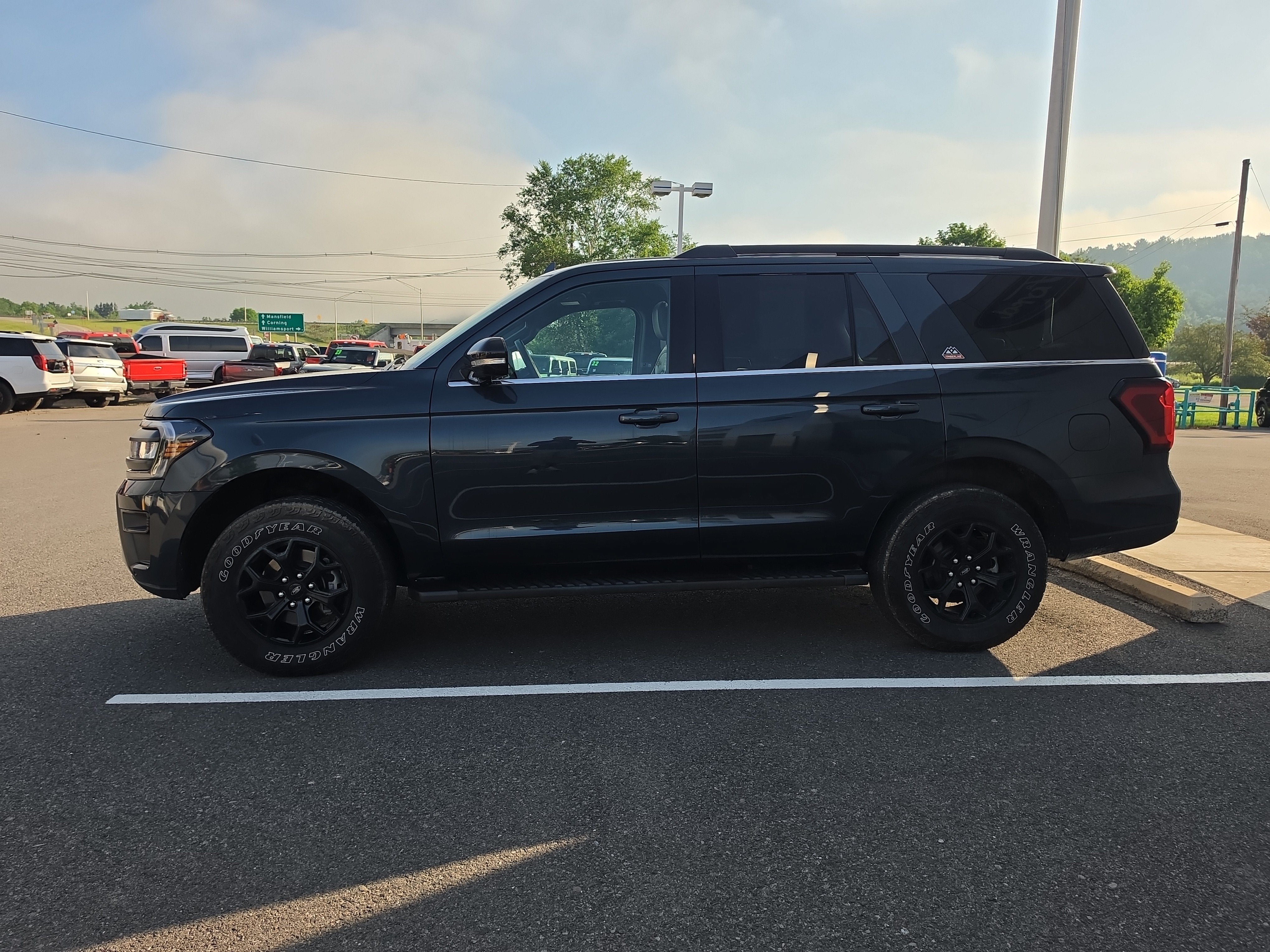 2024 Ford Expedition Timberline