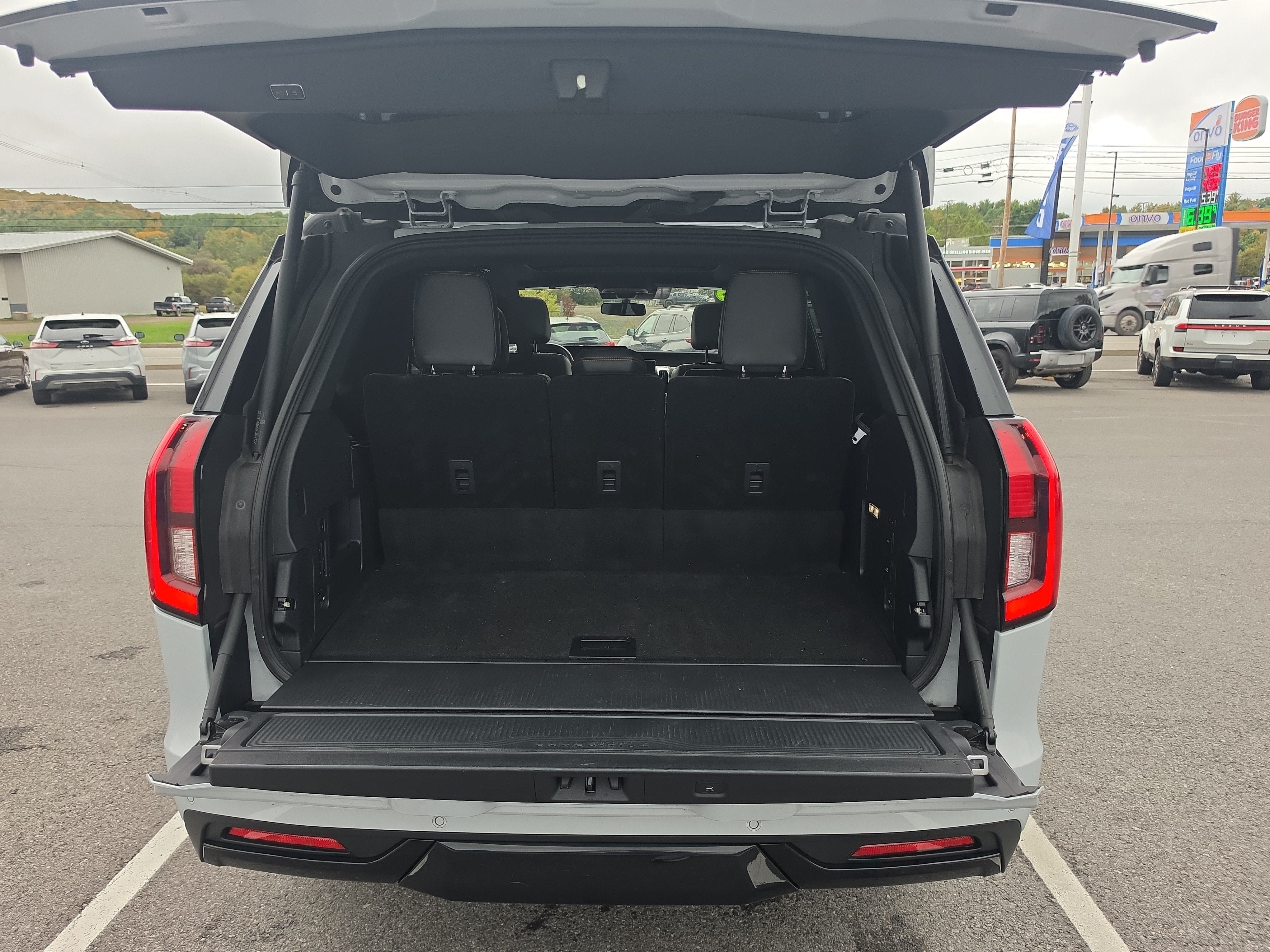 2025 Ford Expedition Tremor