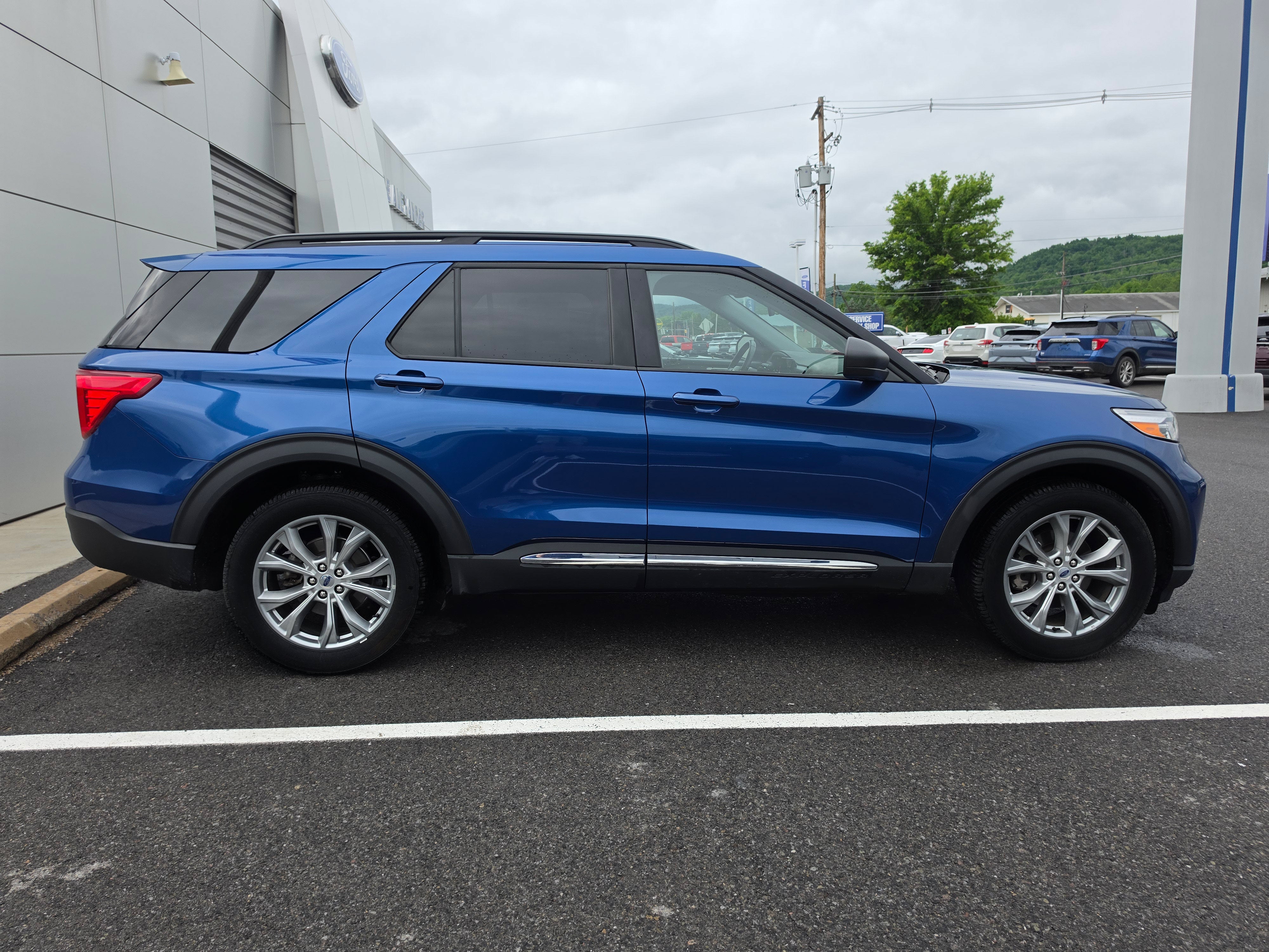 2023 Ford Explorer XLT
