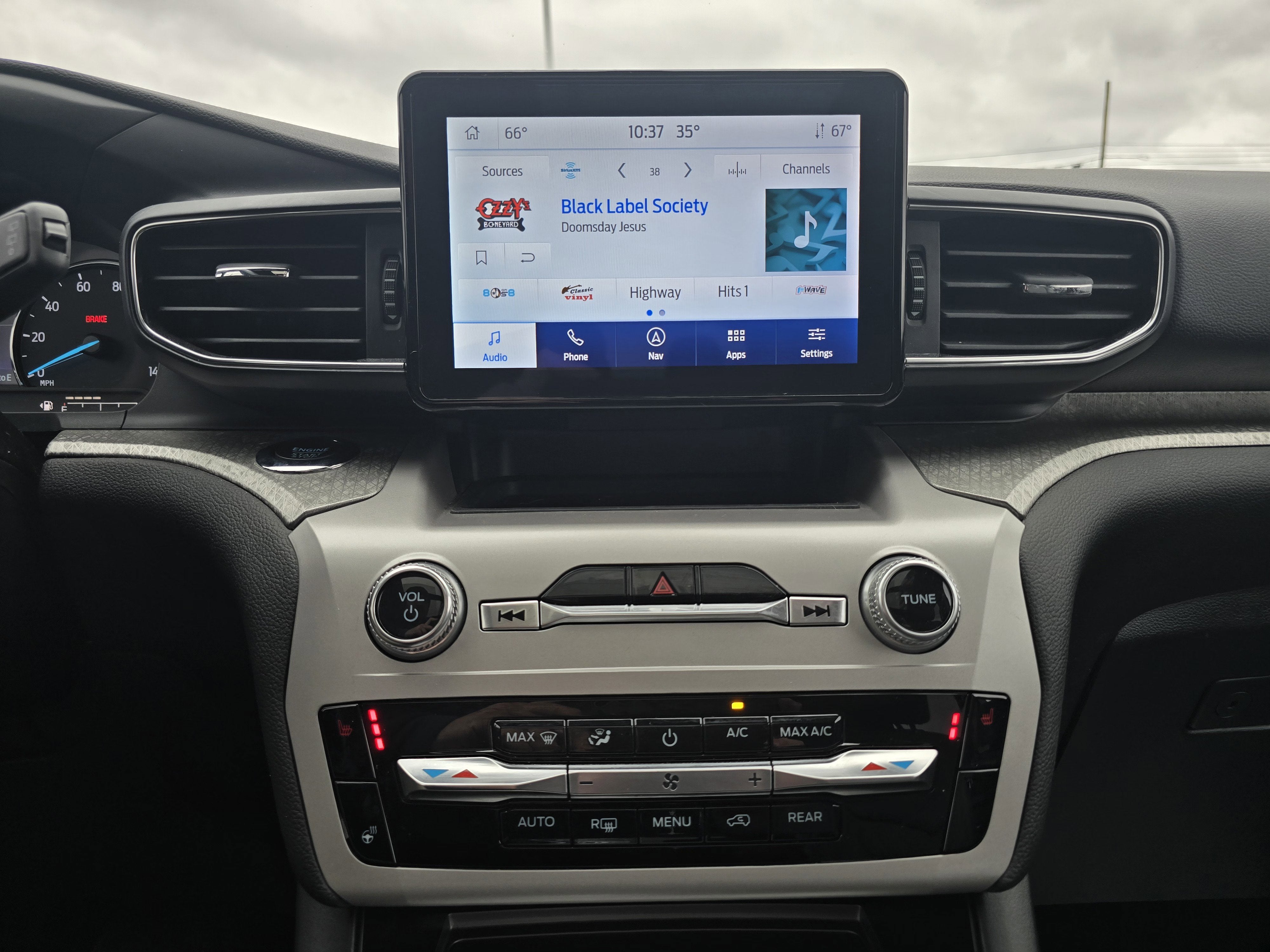 2023 Ford Explorer Timberline