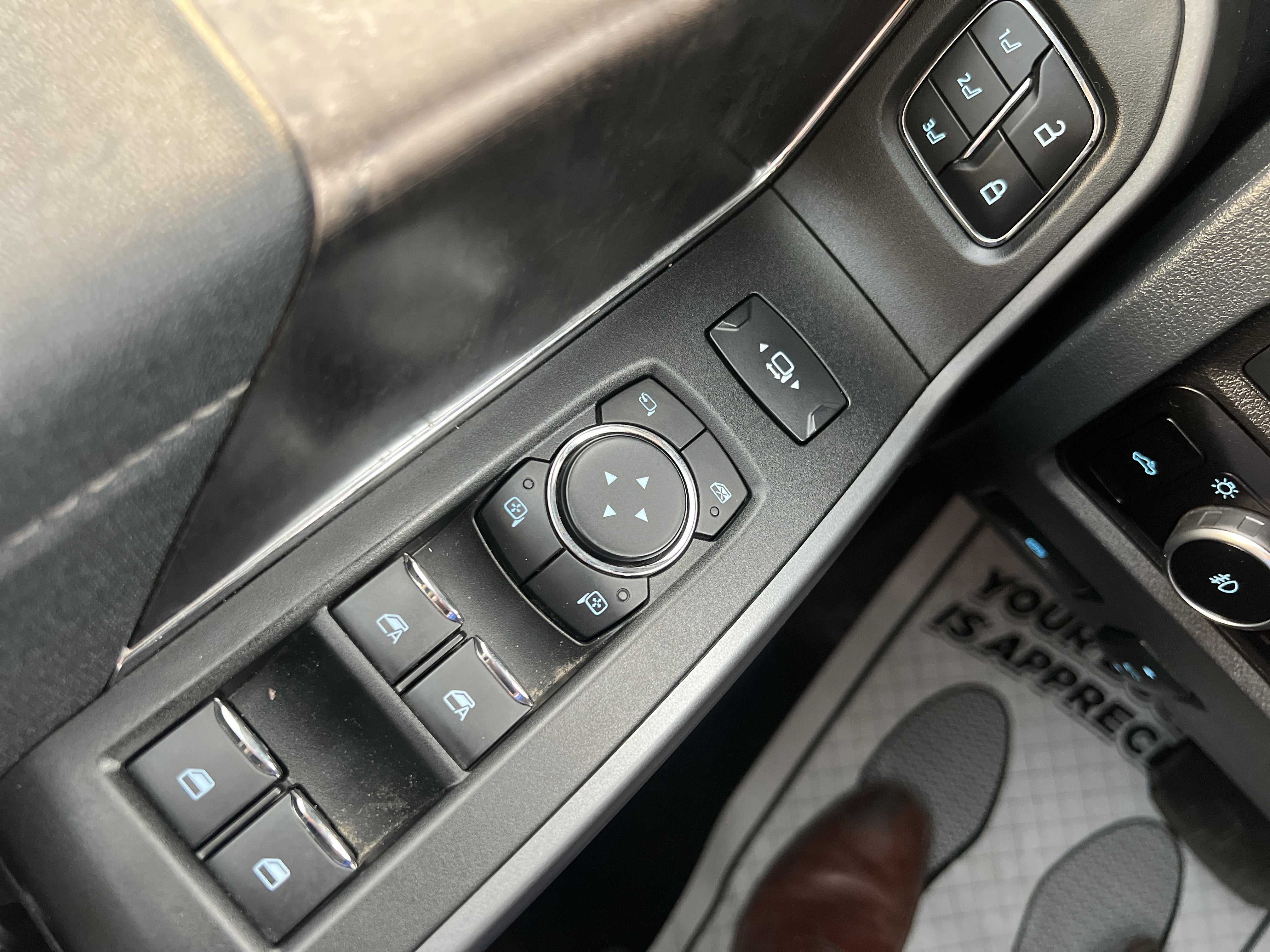 2024 Ford Super Duty F-250 SRW LARIAT