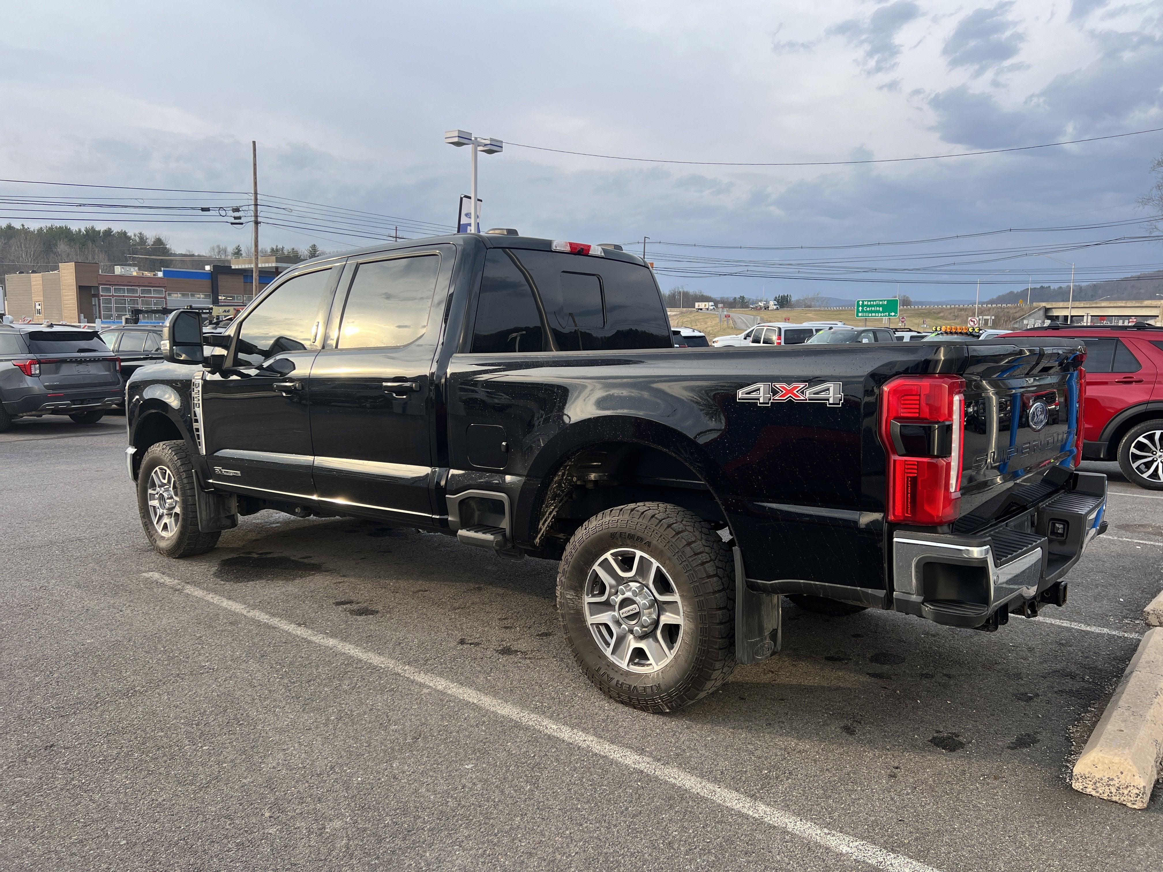 2024 Ford Super Duty F-250 SRW LARIAT