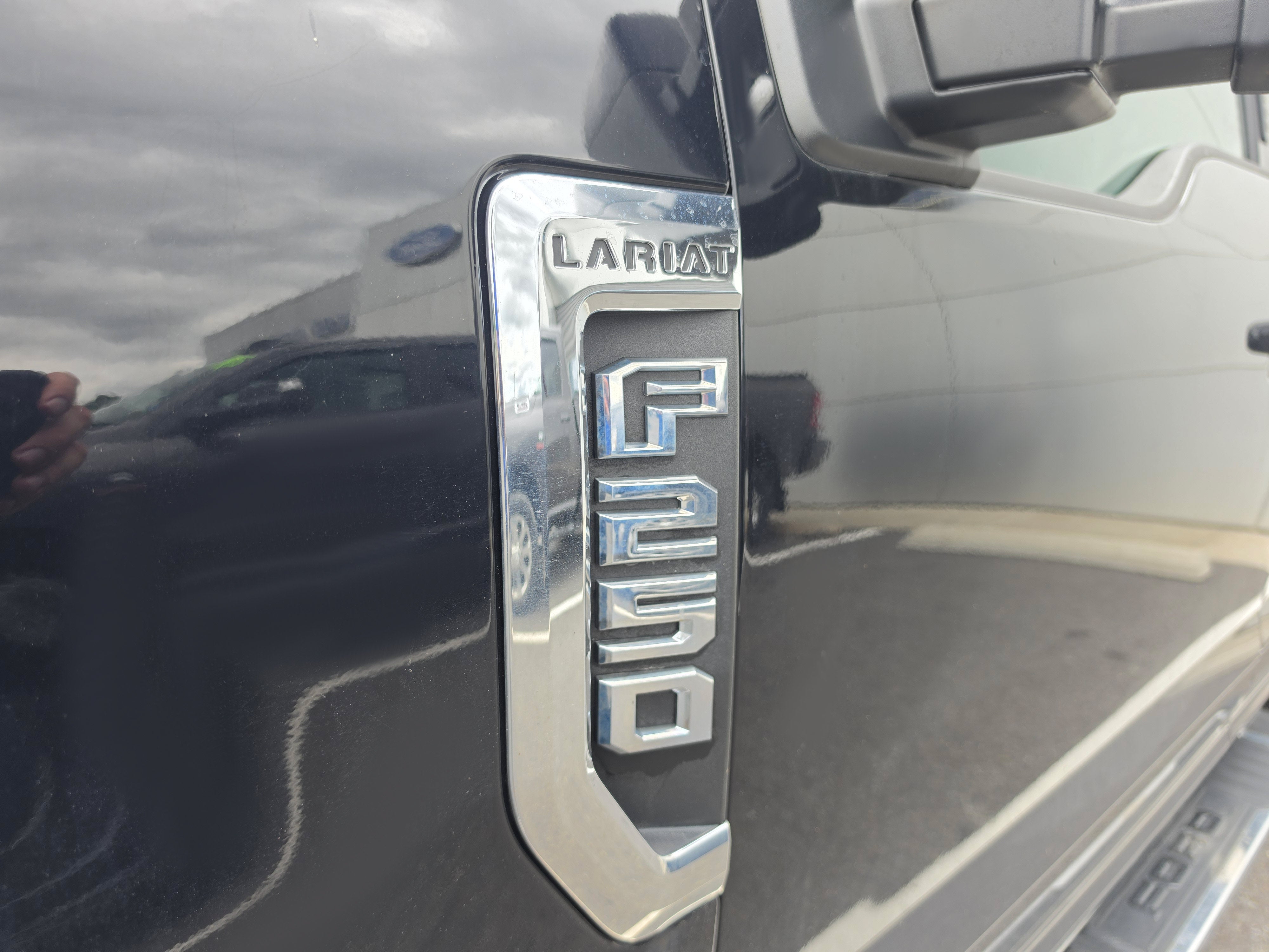 2021 Ford Super Duty F-250 SRW LARIAT