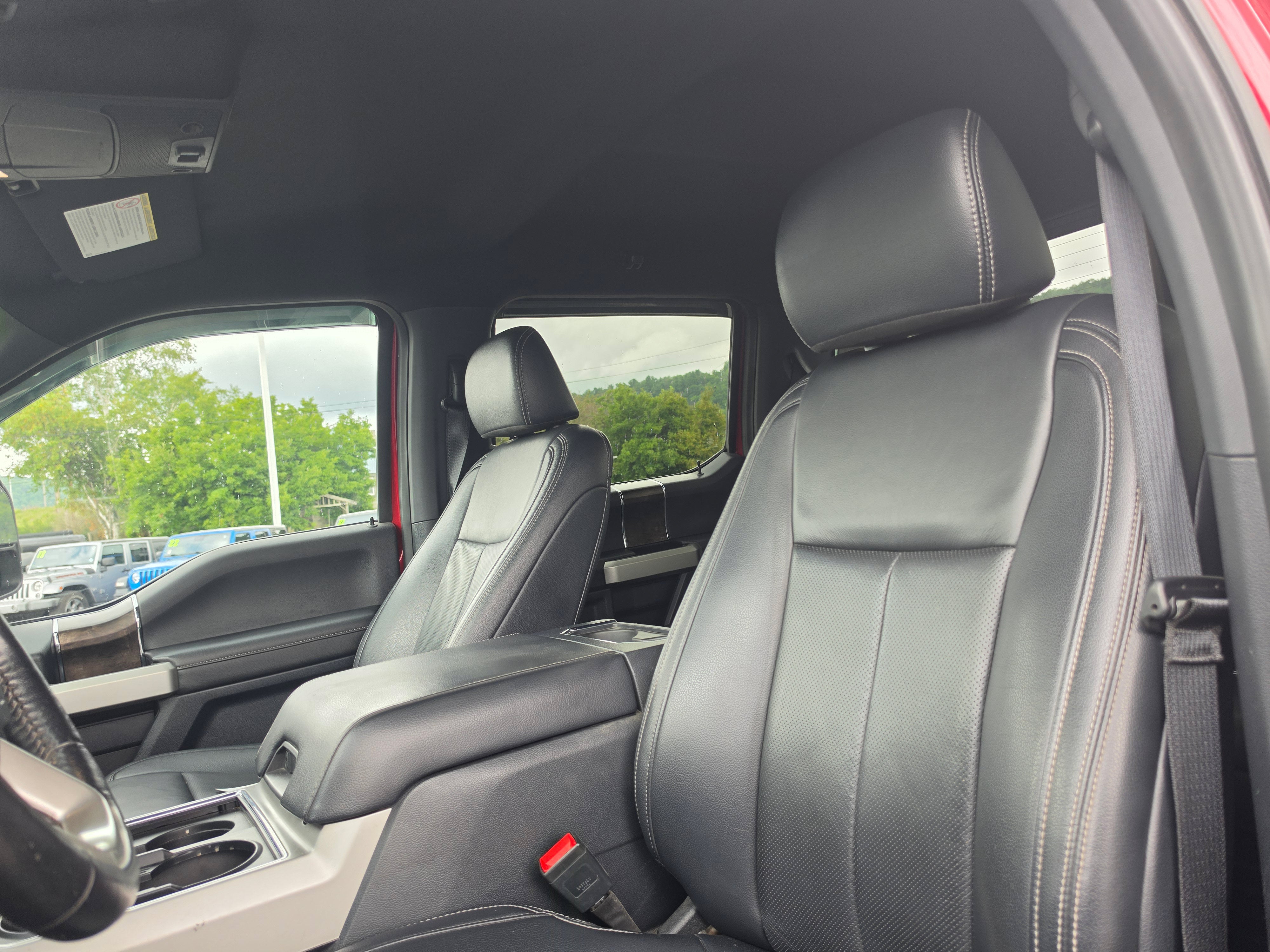 2022 Ford Super Duty F-350 SRW LARIAT