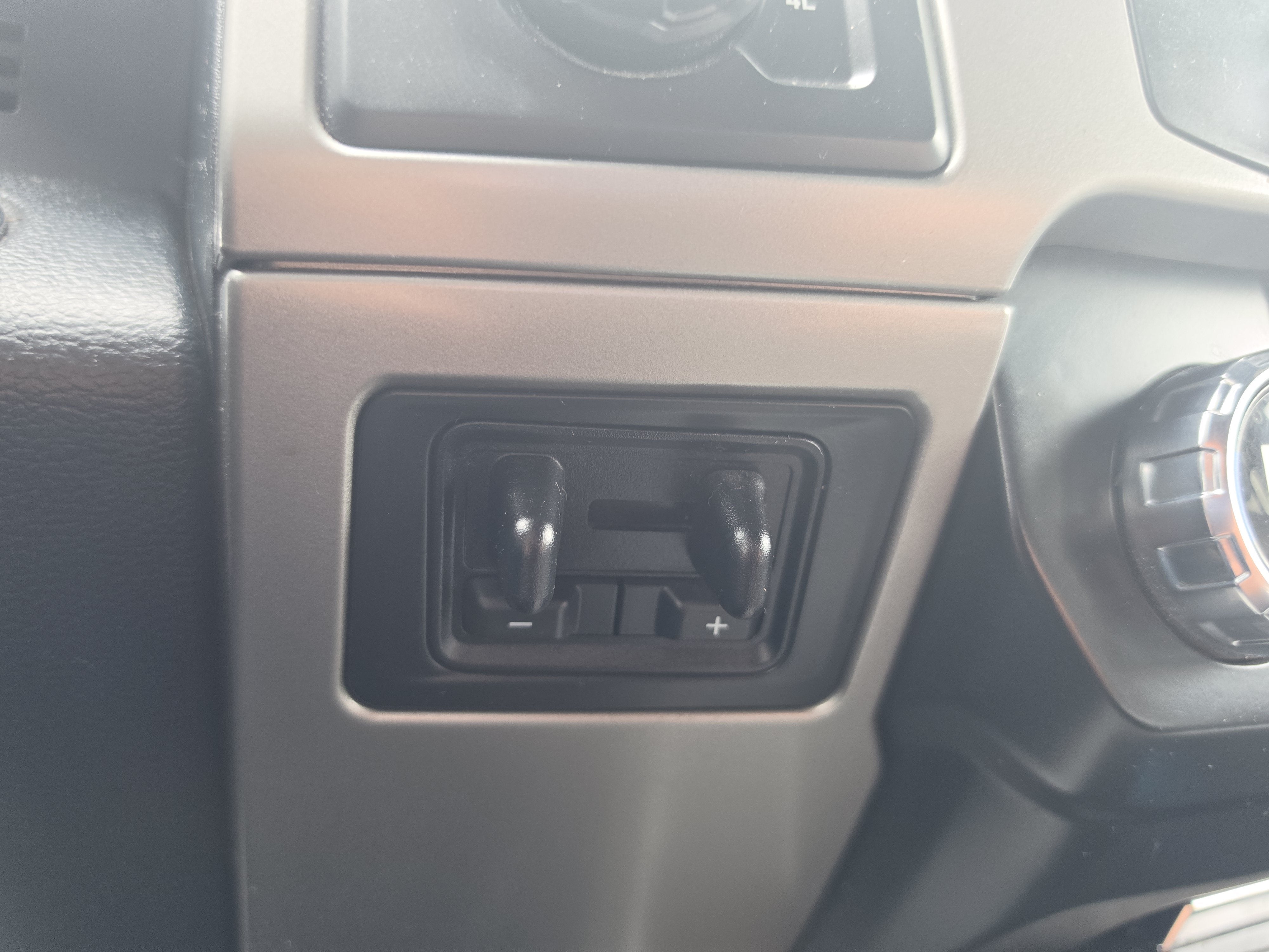 2022 Ford Super Duty F-350 SRW LARIAT