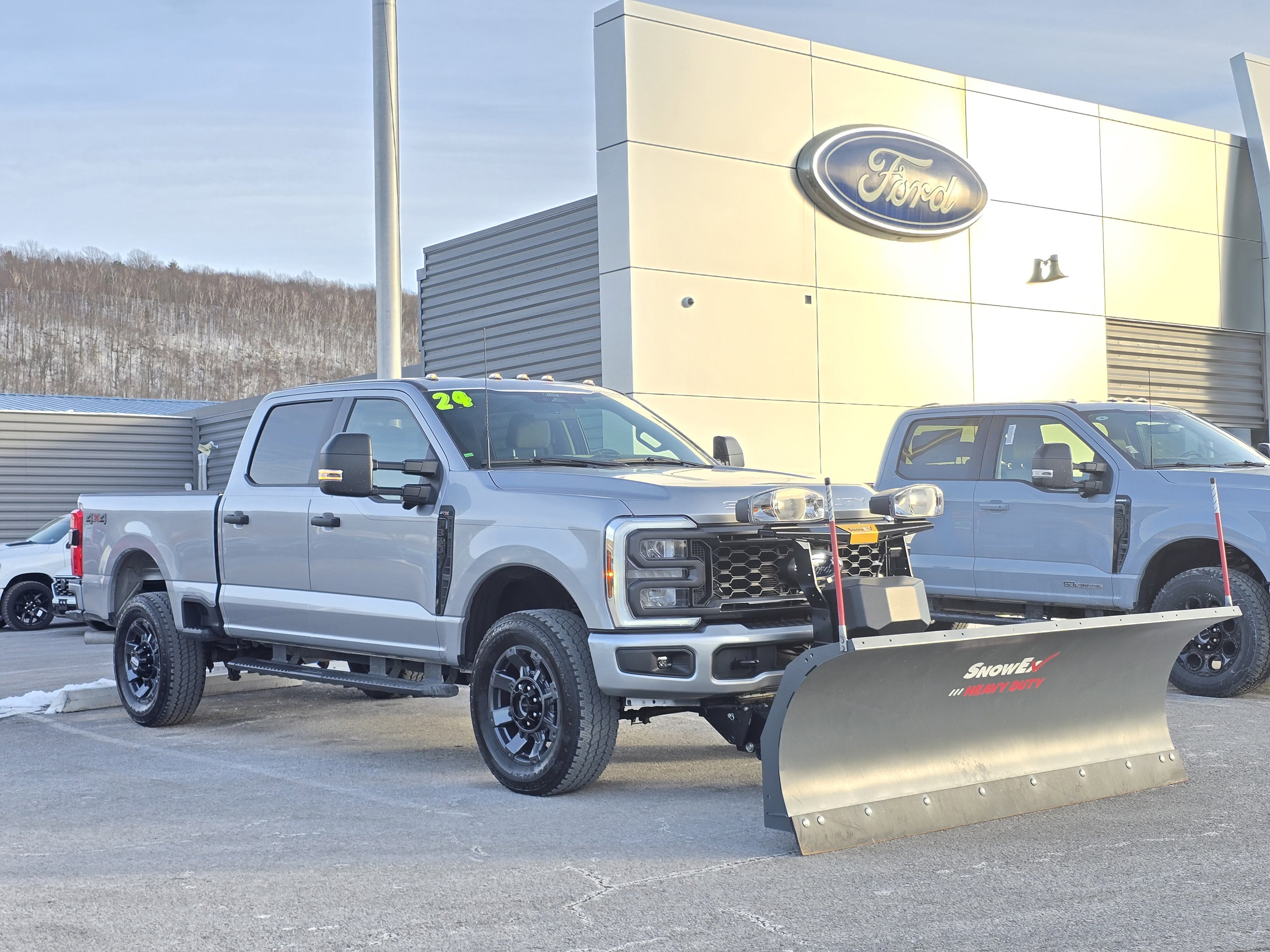 2024 Ford Super Duty F-350 SRW XL