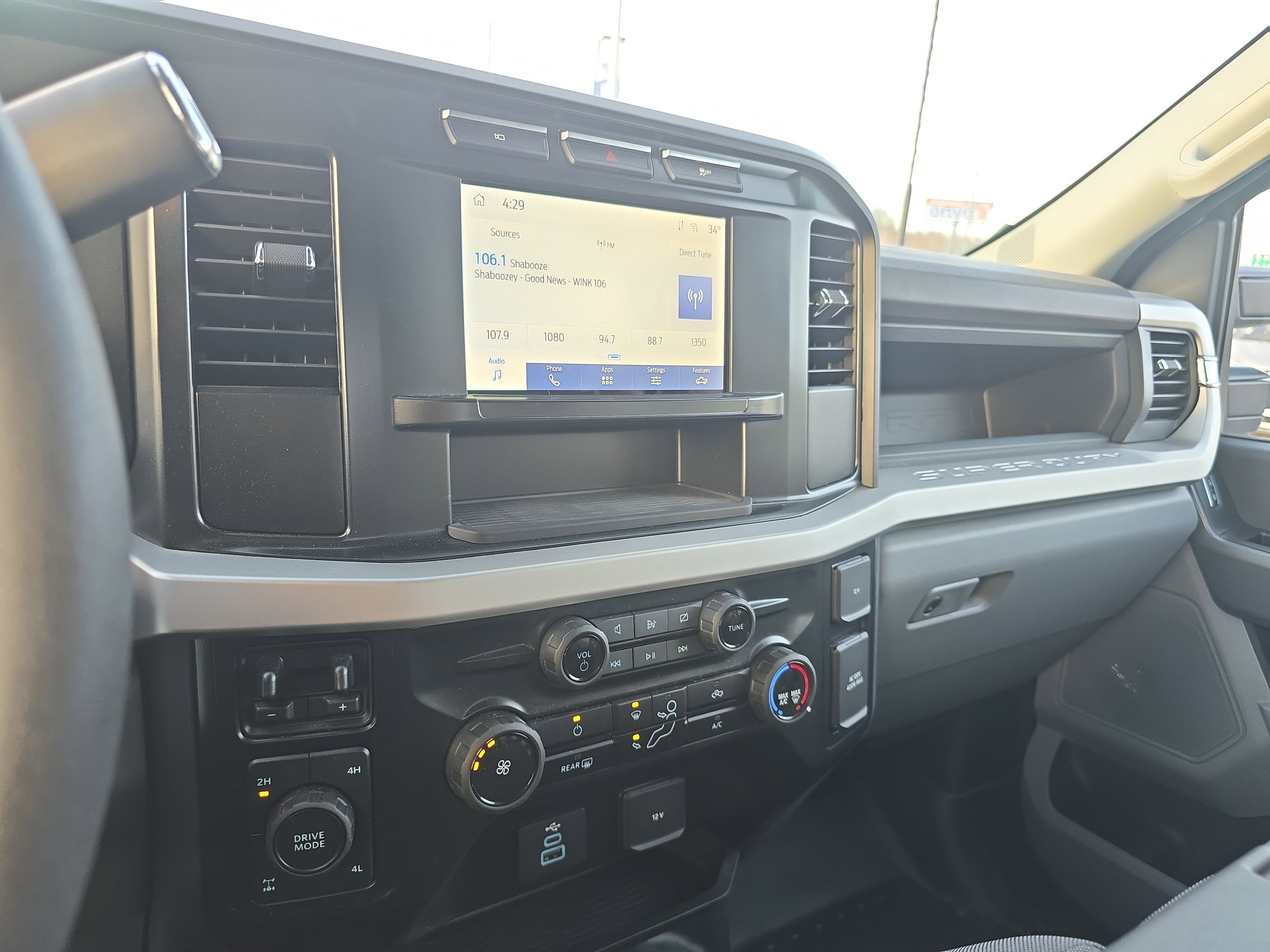 2024 Ford Super Duty F-350 SRW XL