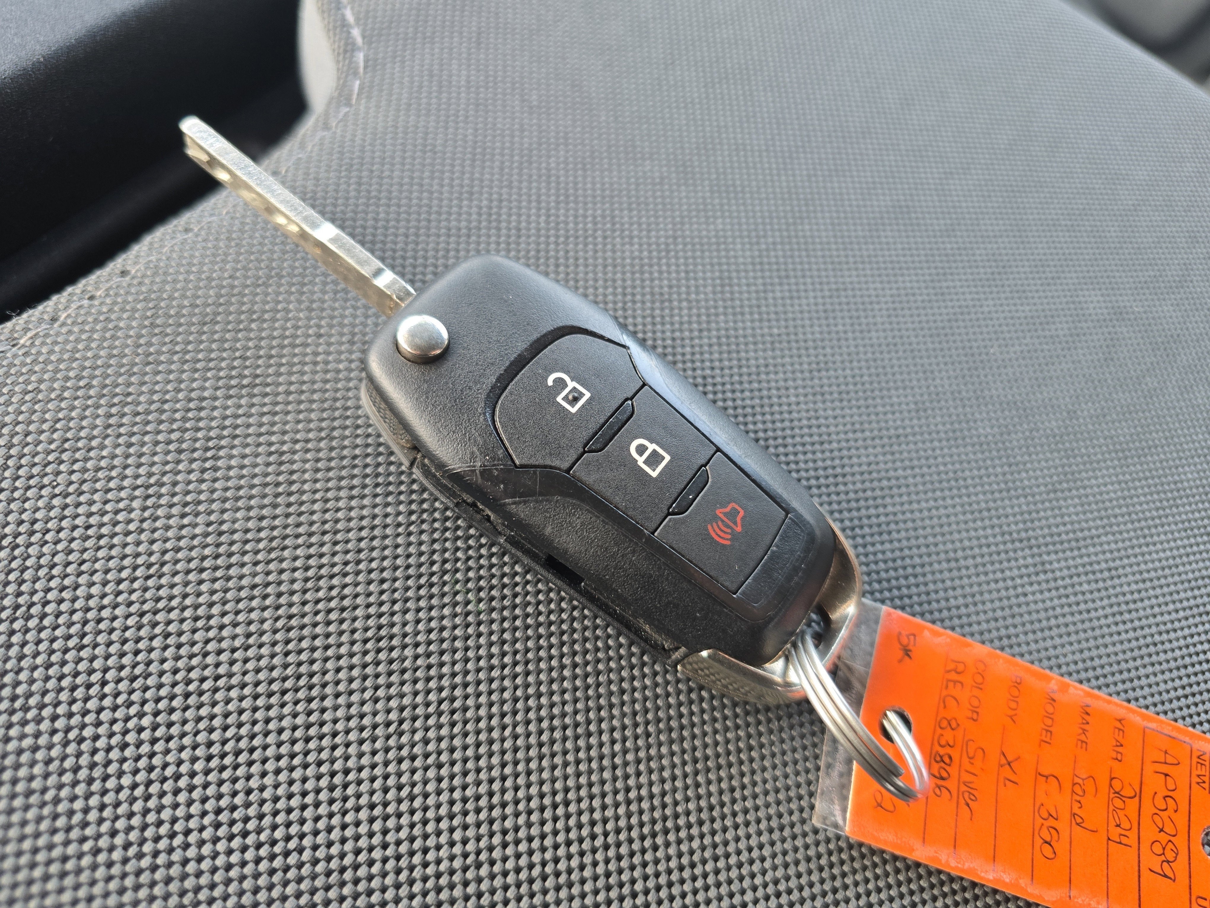 2024 Ford Super Duty F-350 SRW XL