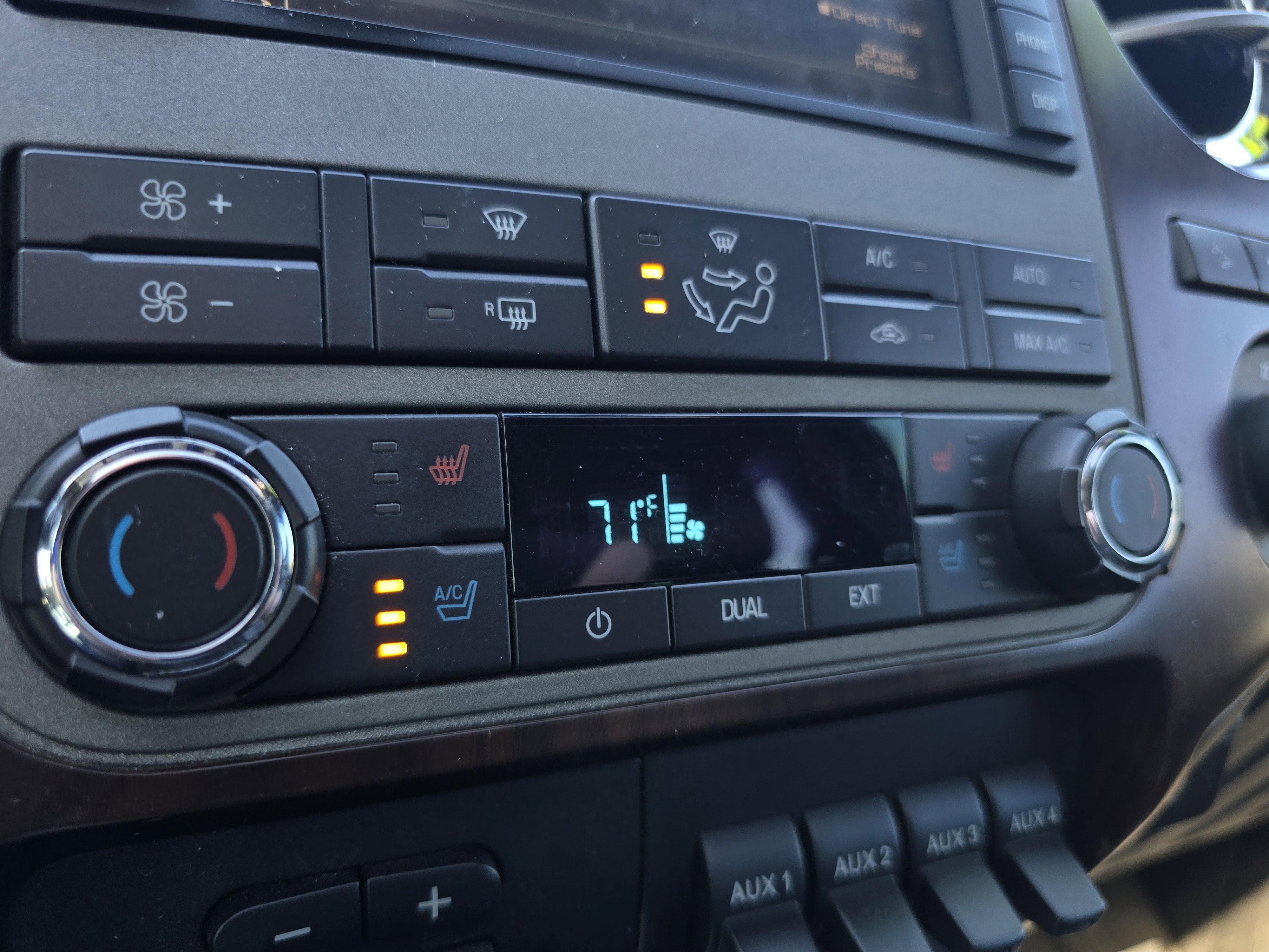 2012 Ford Super Duty F-350 SRW Lariat