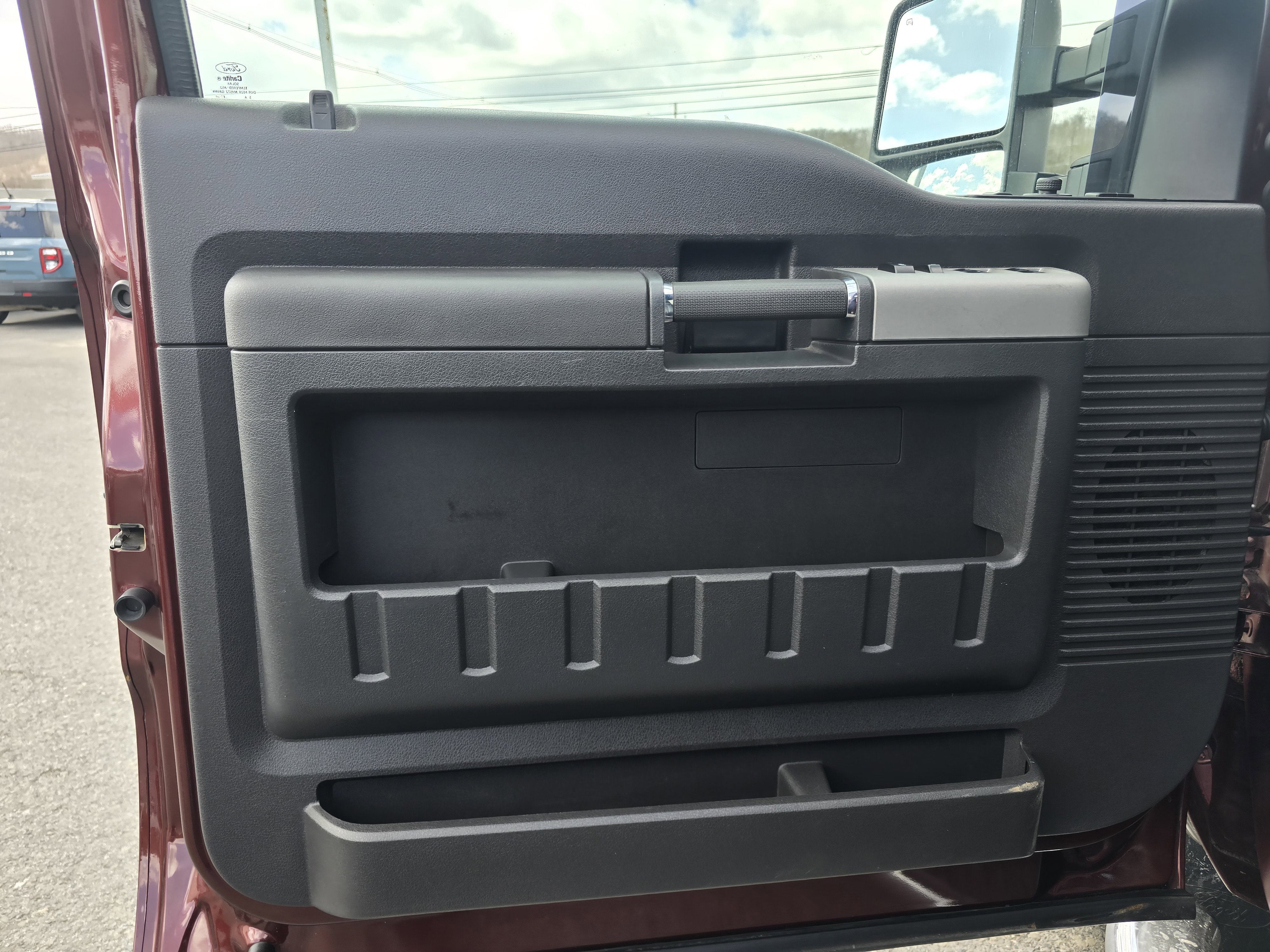 2016 Ford Super Duty F-350 SRW Lariat