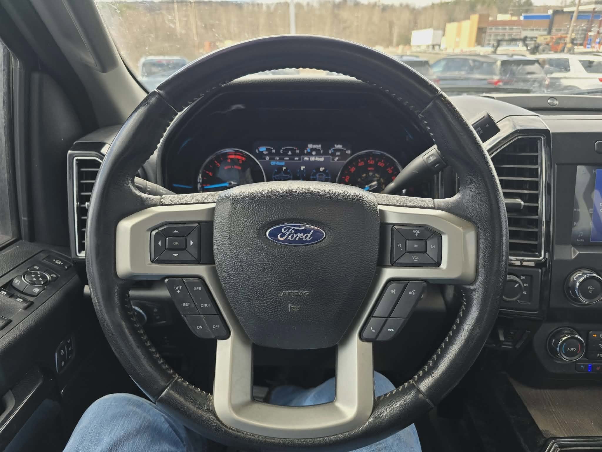 2021 Ford Super Duty F-350 SRW LARIAT