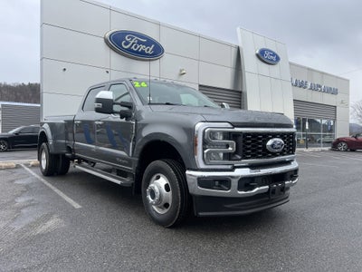 2025 Ford Super Duty F-350 DRW LARIAT