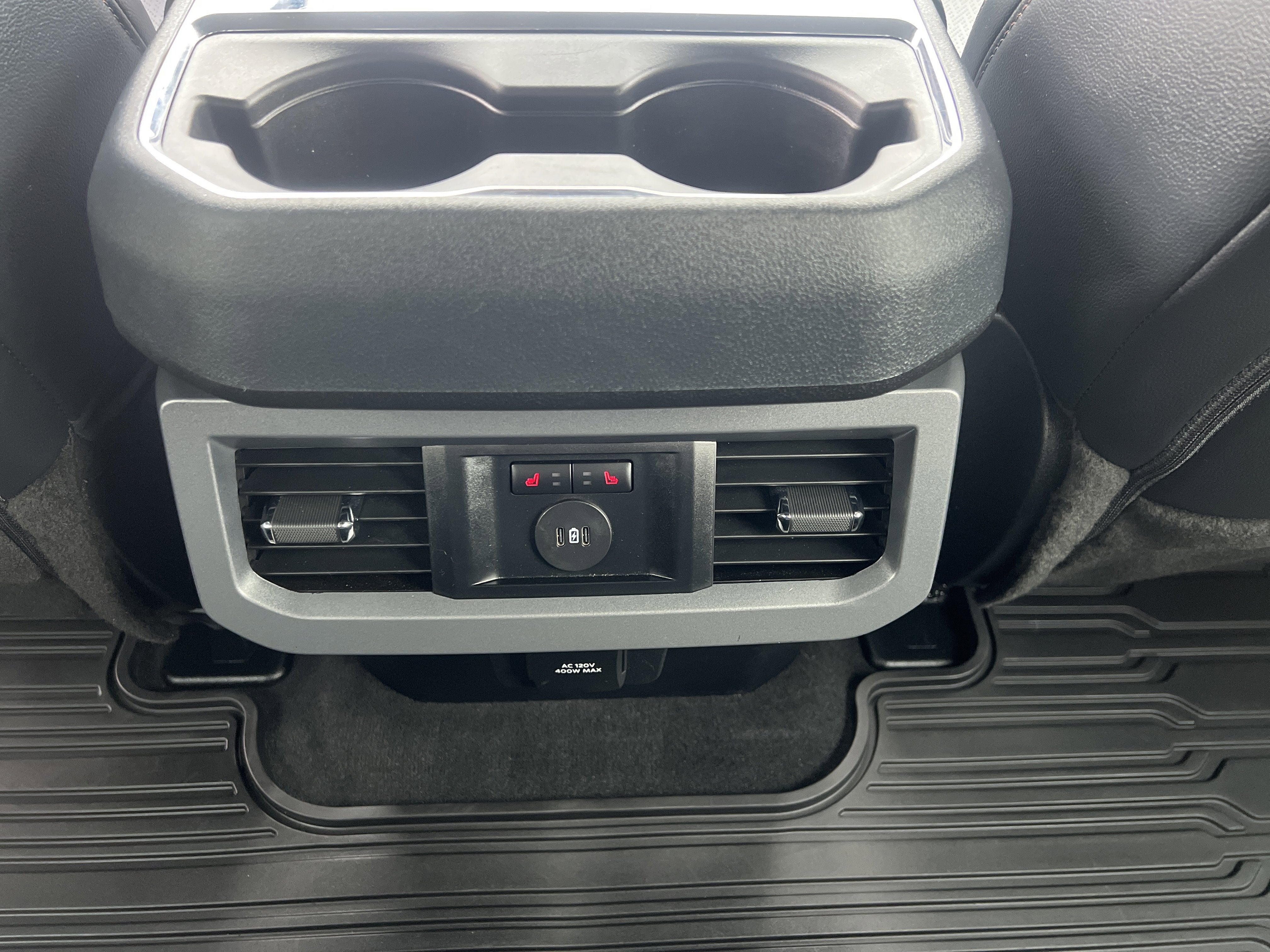 2025 Ford Super Duty F-350 DRW LARIAT