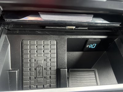 2025 Ford Super Duty F-350 DRW LARIAT