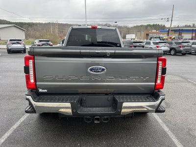 2025 Ford Super Duty F-350 DRW LARIAT