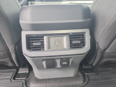 2024 Ford Super Duty F-450 DRW XLT