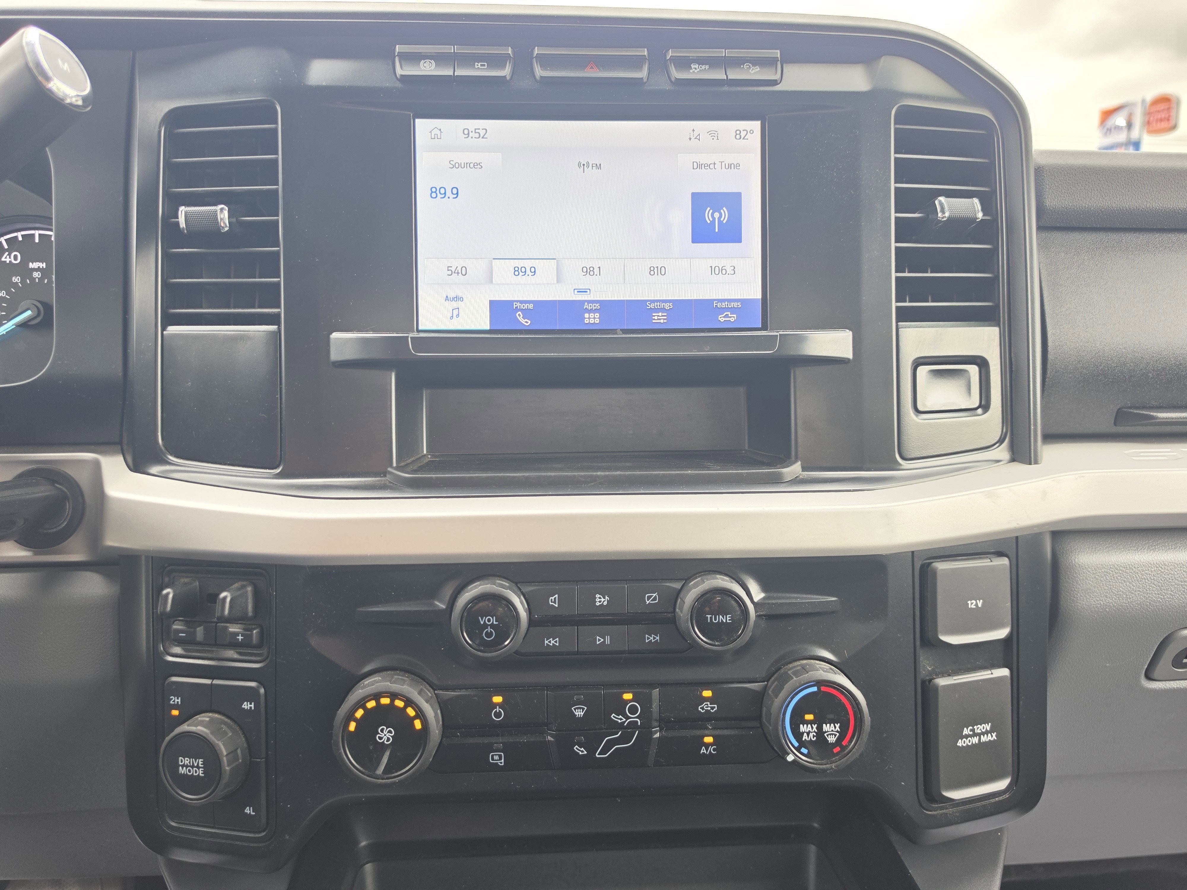 2024 Ford Super Duty F-450 DRW XLT