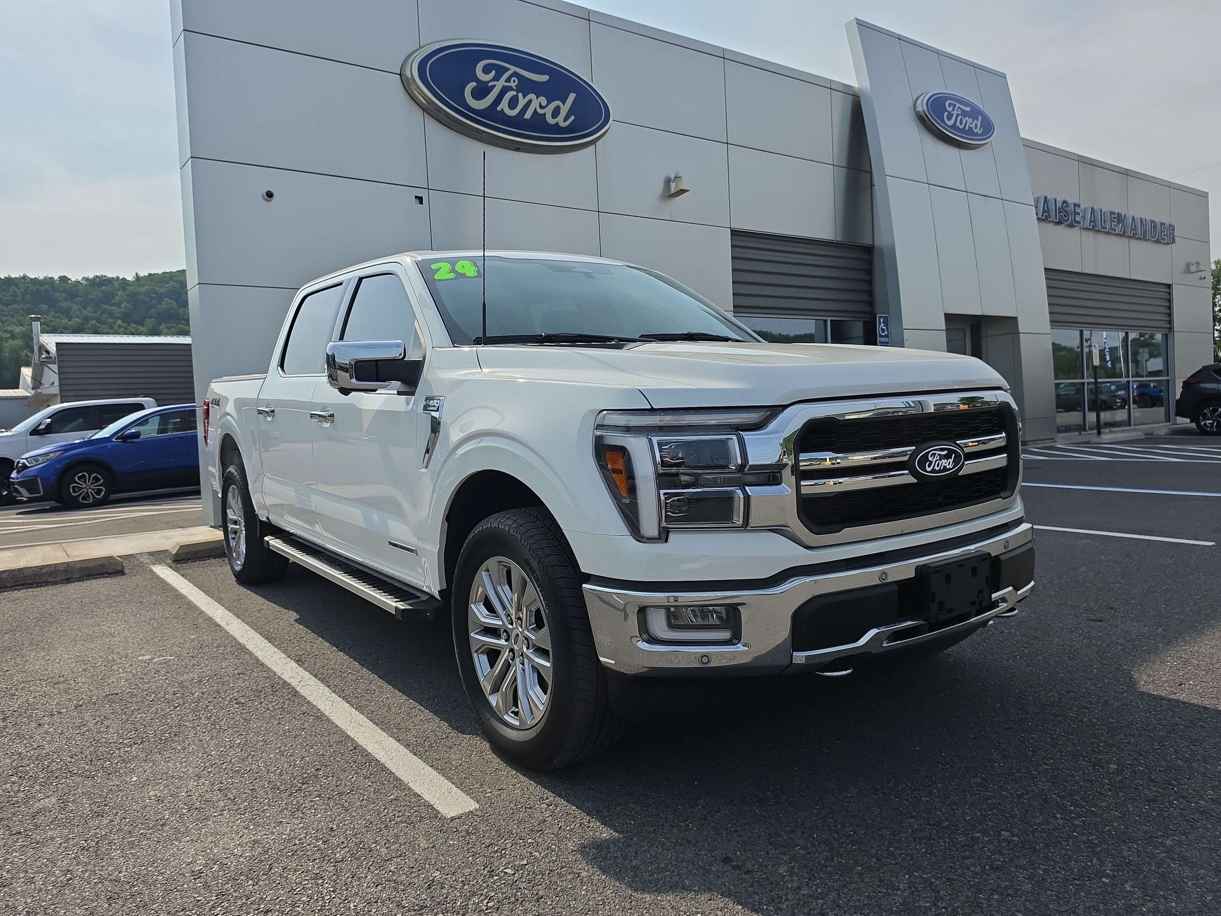 2024 Ford F-150 LARIAT