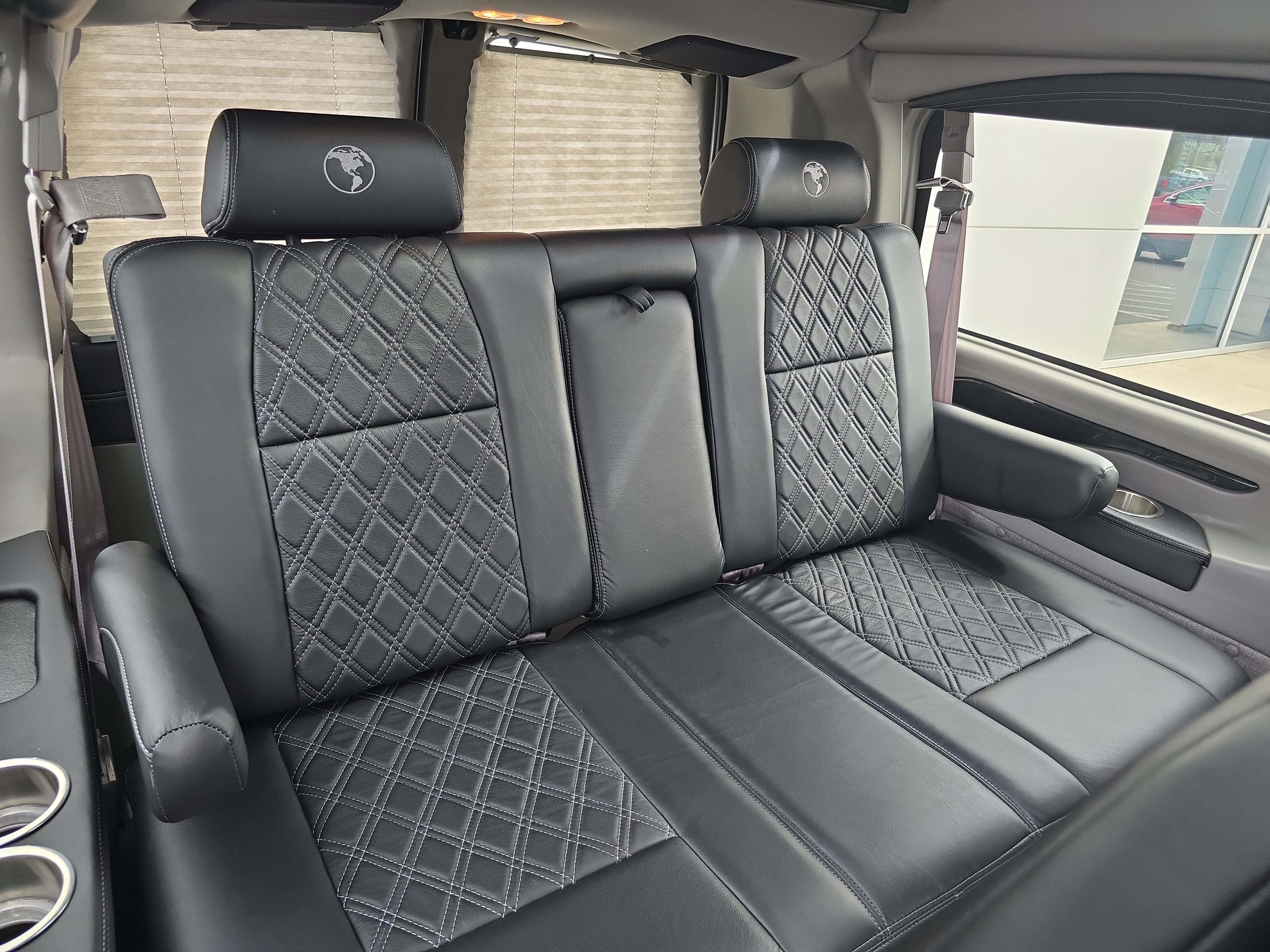 2021 Chevrolet Express Passenger LS