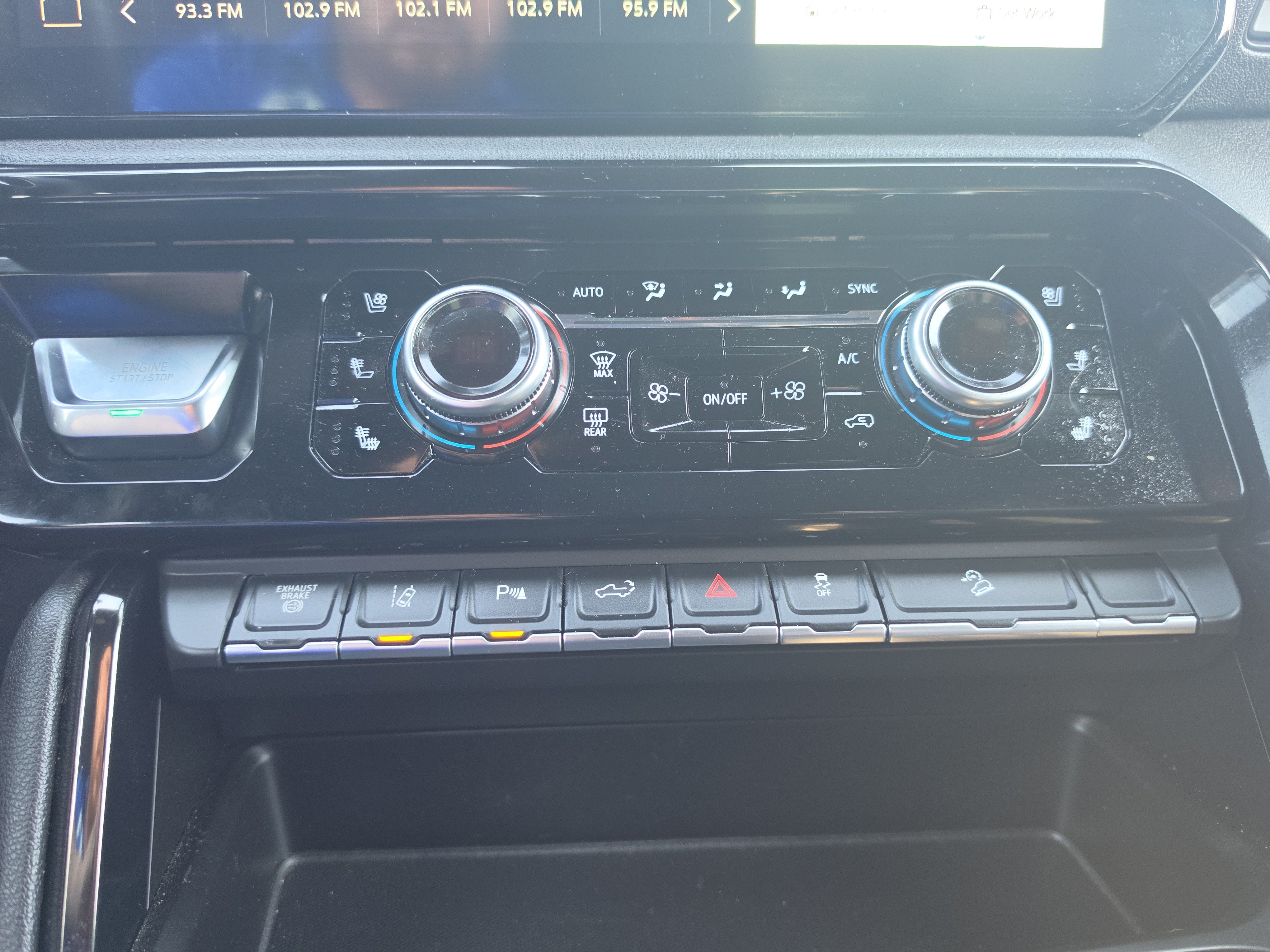 2025 GMC Sierra 2500HD AT4