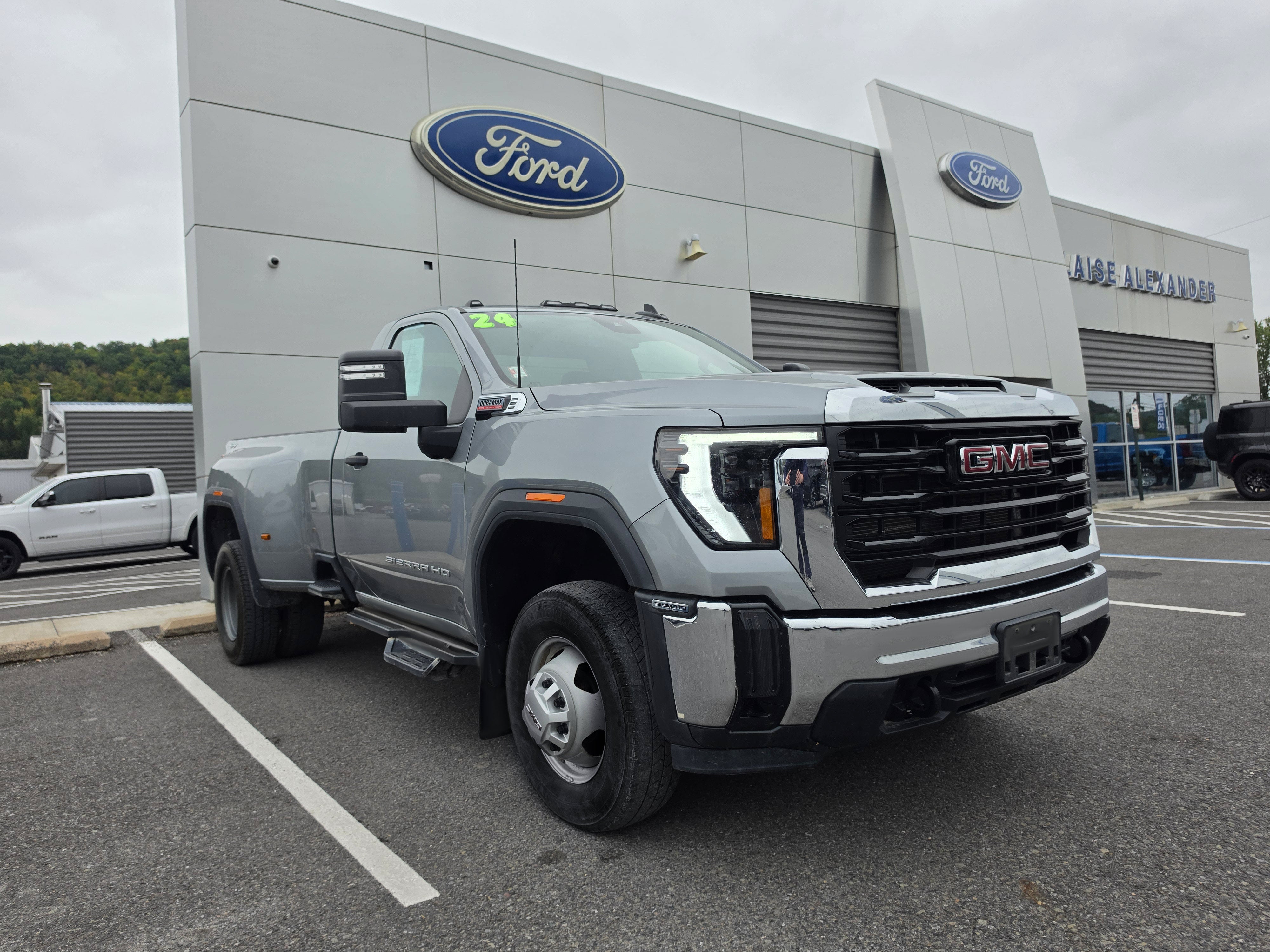 2024 GMC Sierra 3500HD