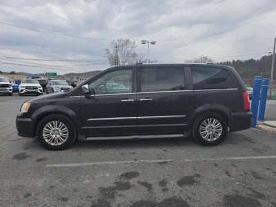 2012 Chrysler Town & Country Limited