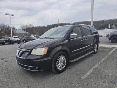 2012 Chrysler Town & Country Limited
