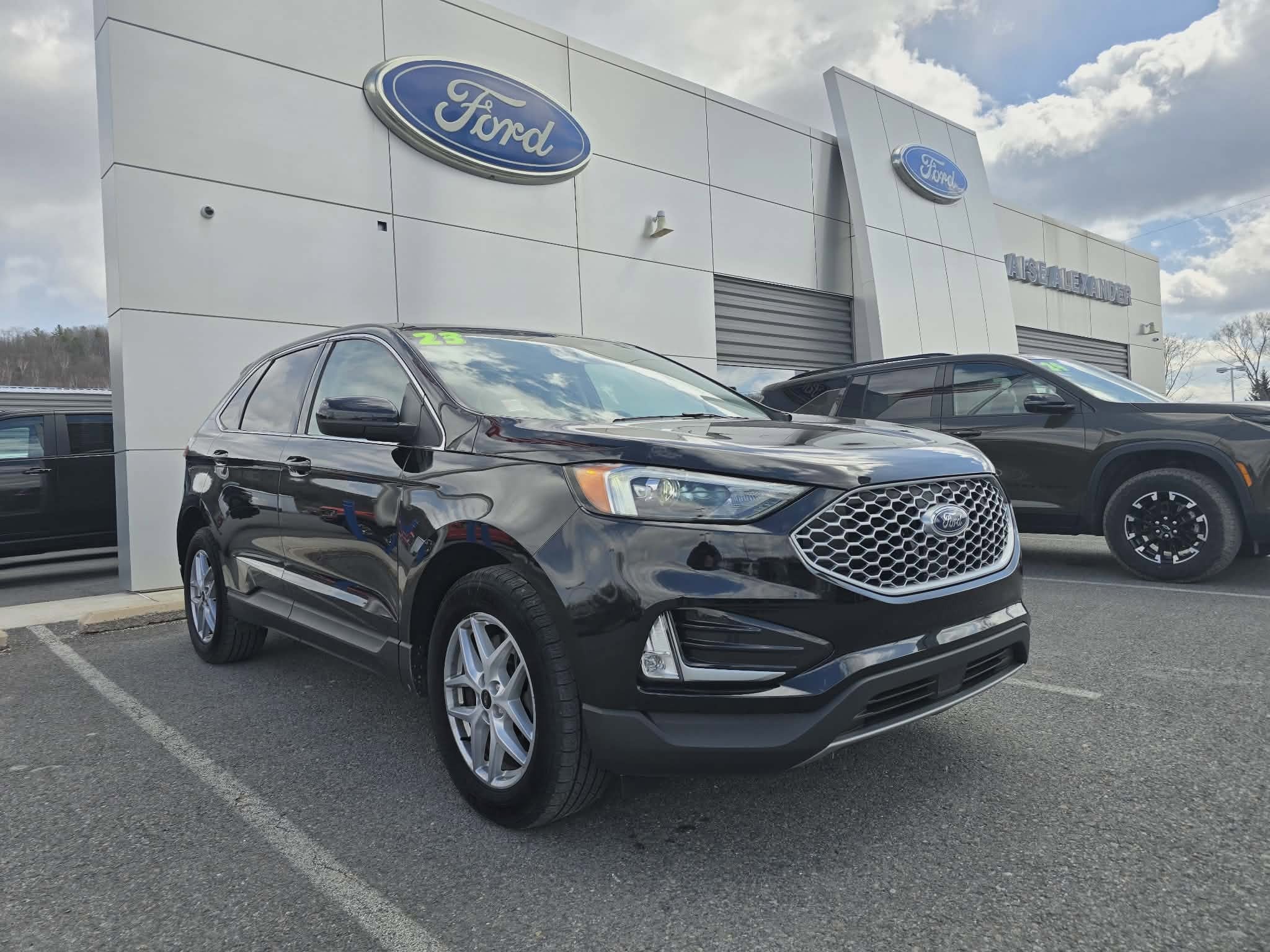 2023 Ford Edge SEL