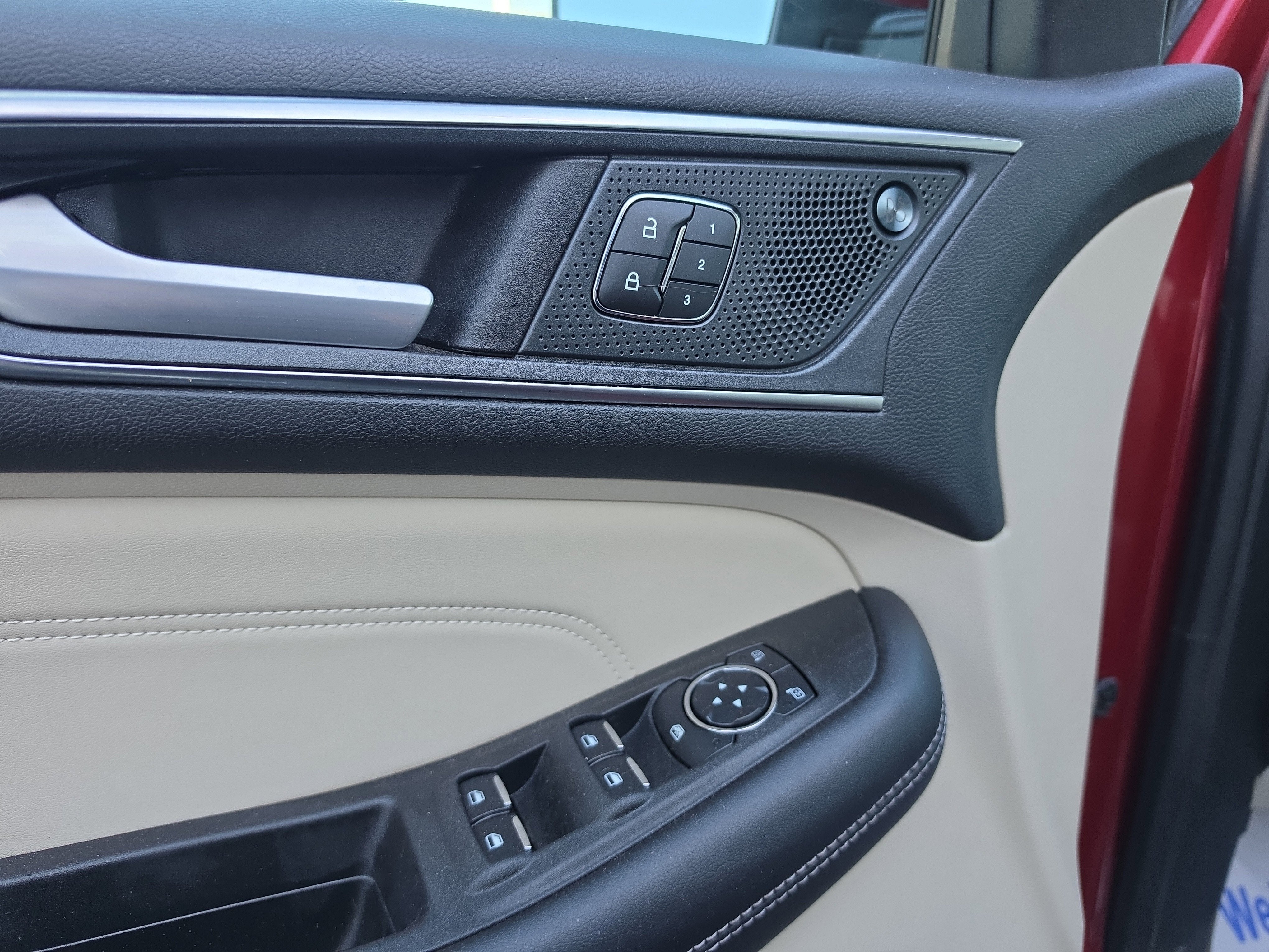 2021 Ford Edge Titanium