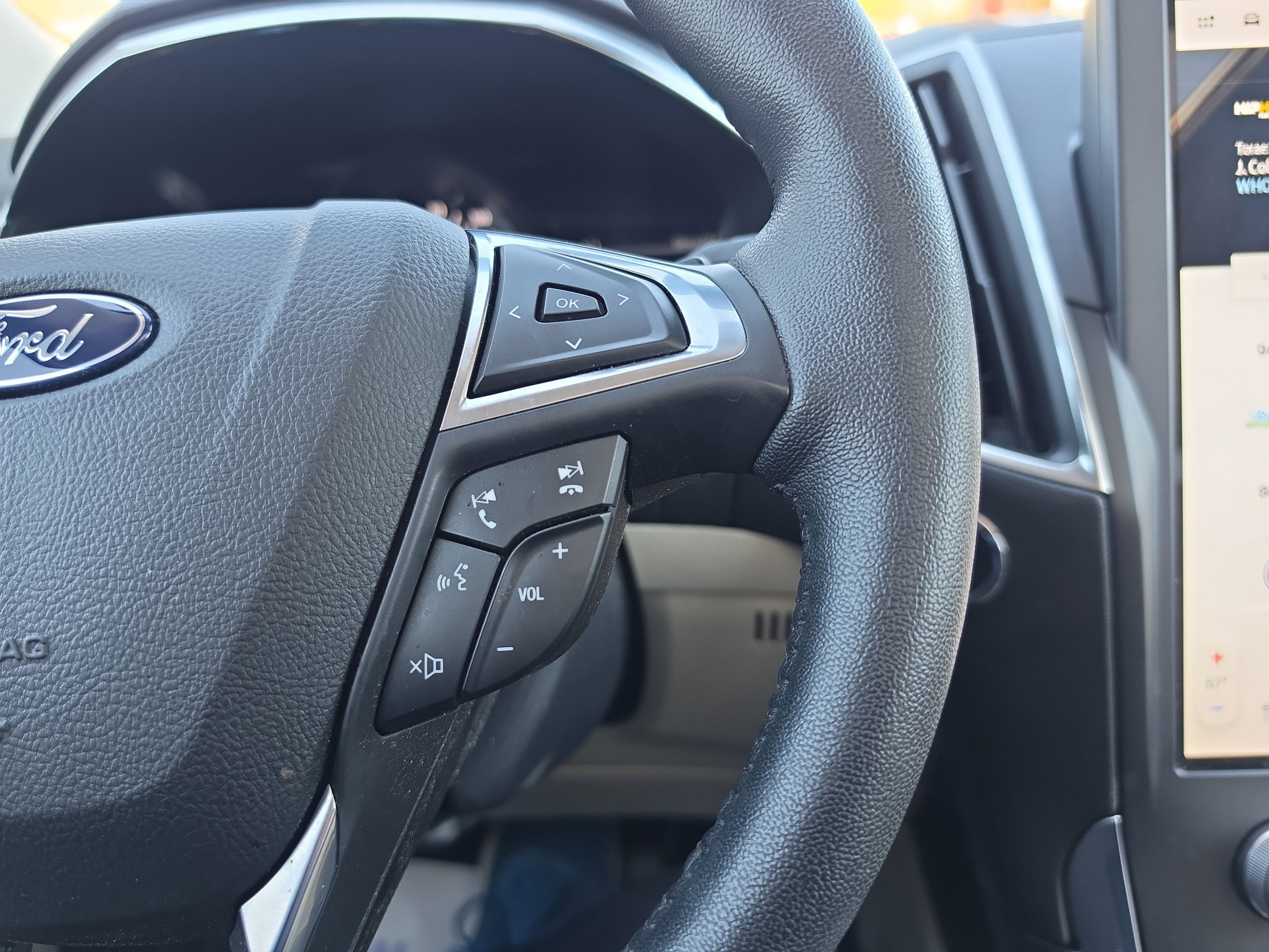 2021 Ford Edge Titanium