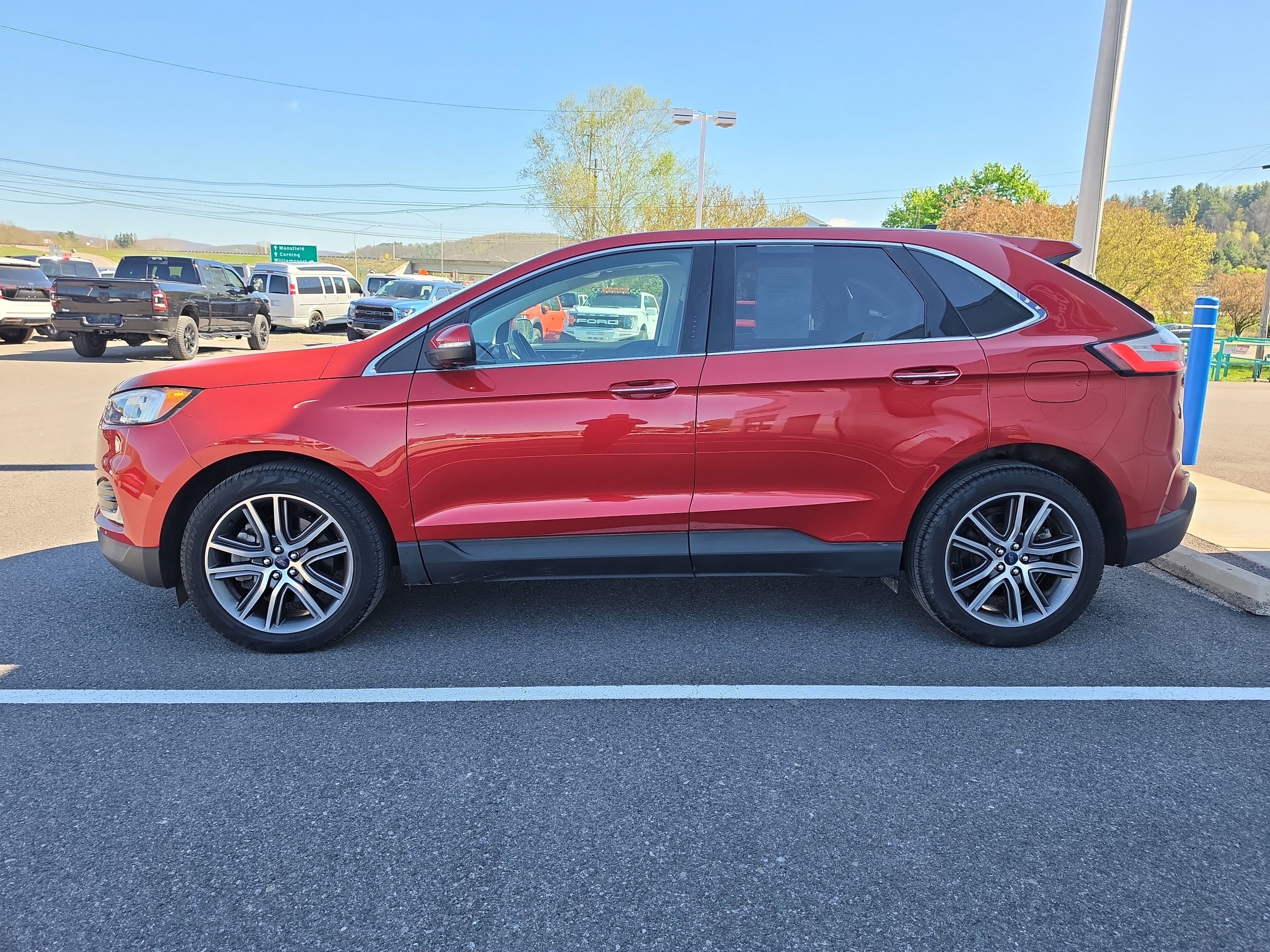 2021 Ford Edge Titanium