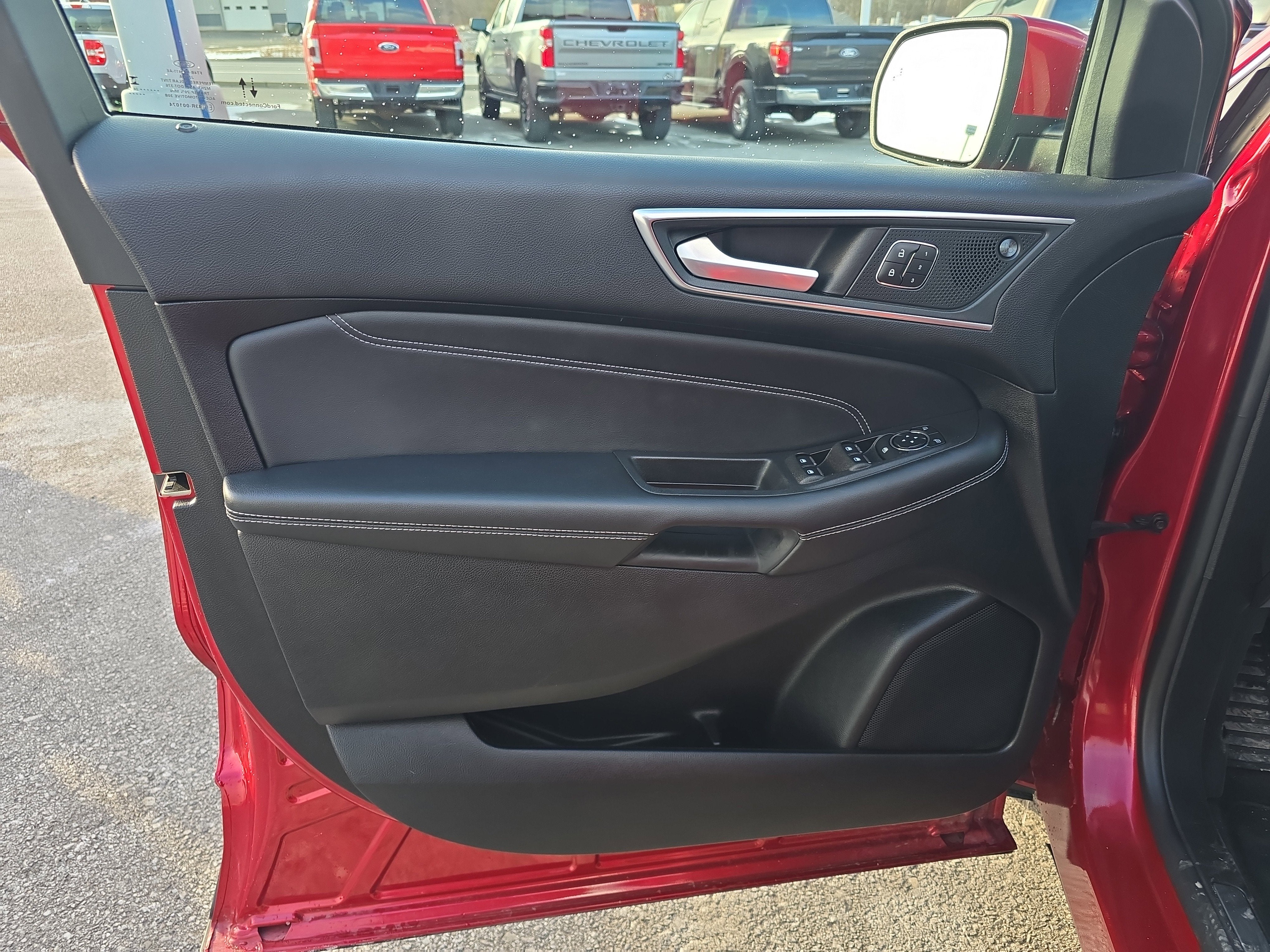 2024 Ford Edge Titanium