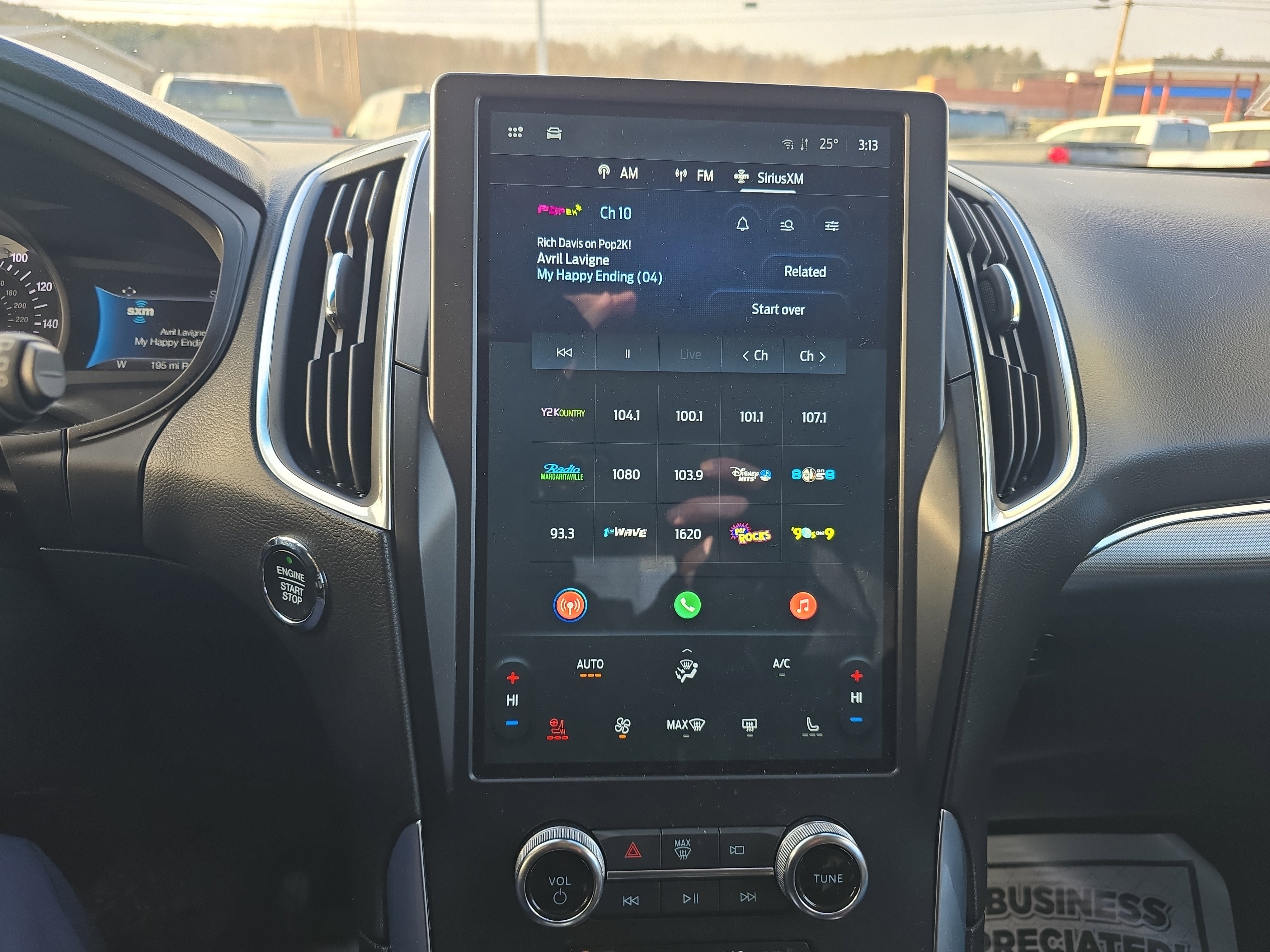 2024 Ford Edge Titanium