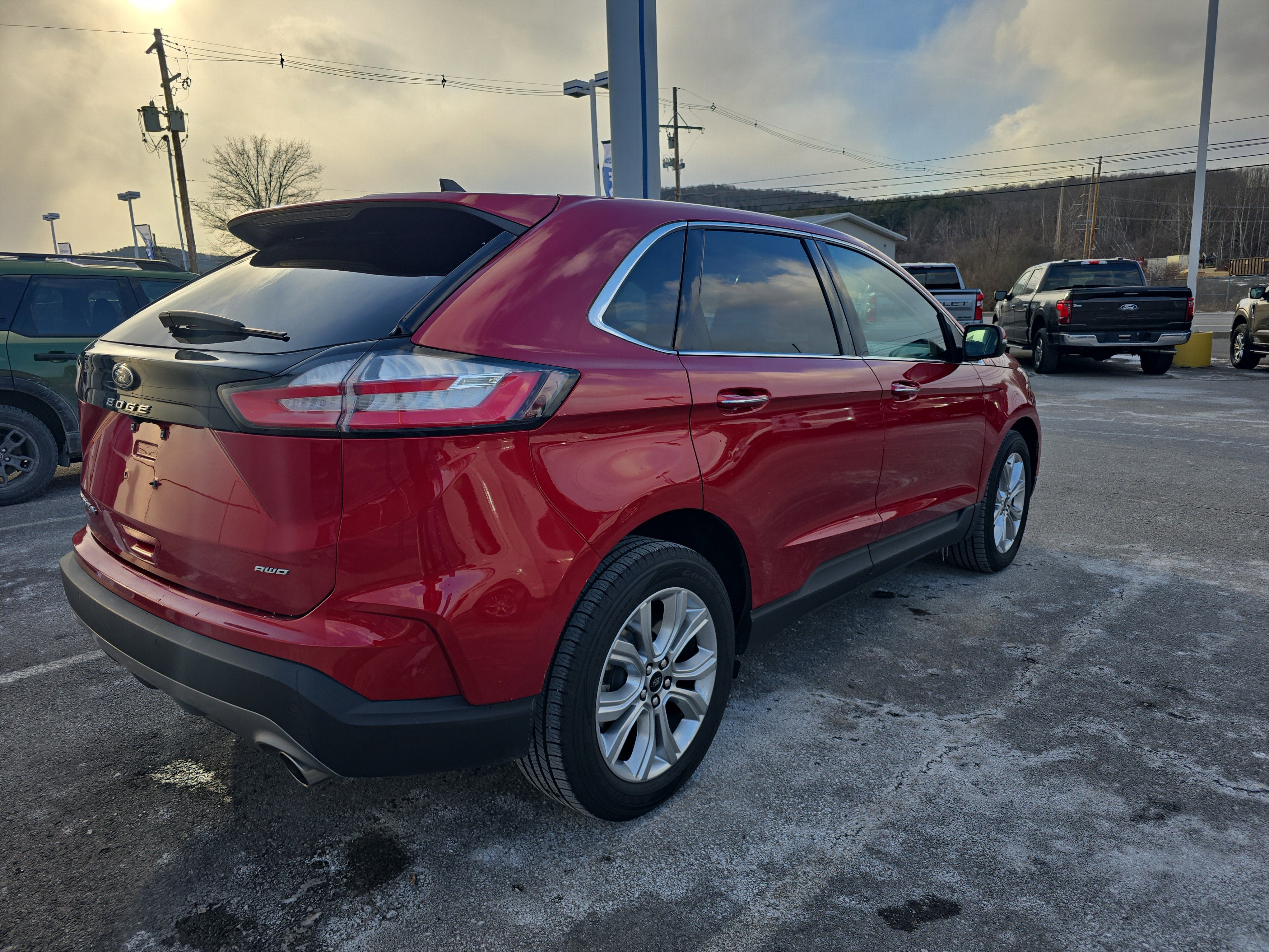 2024 Ford Edge Titanium