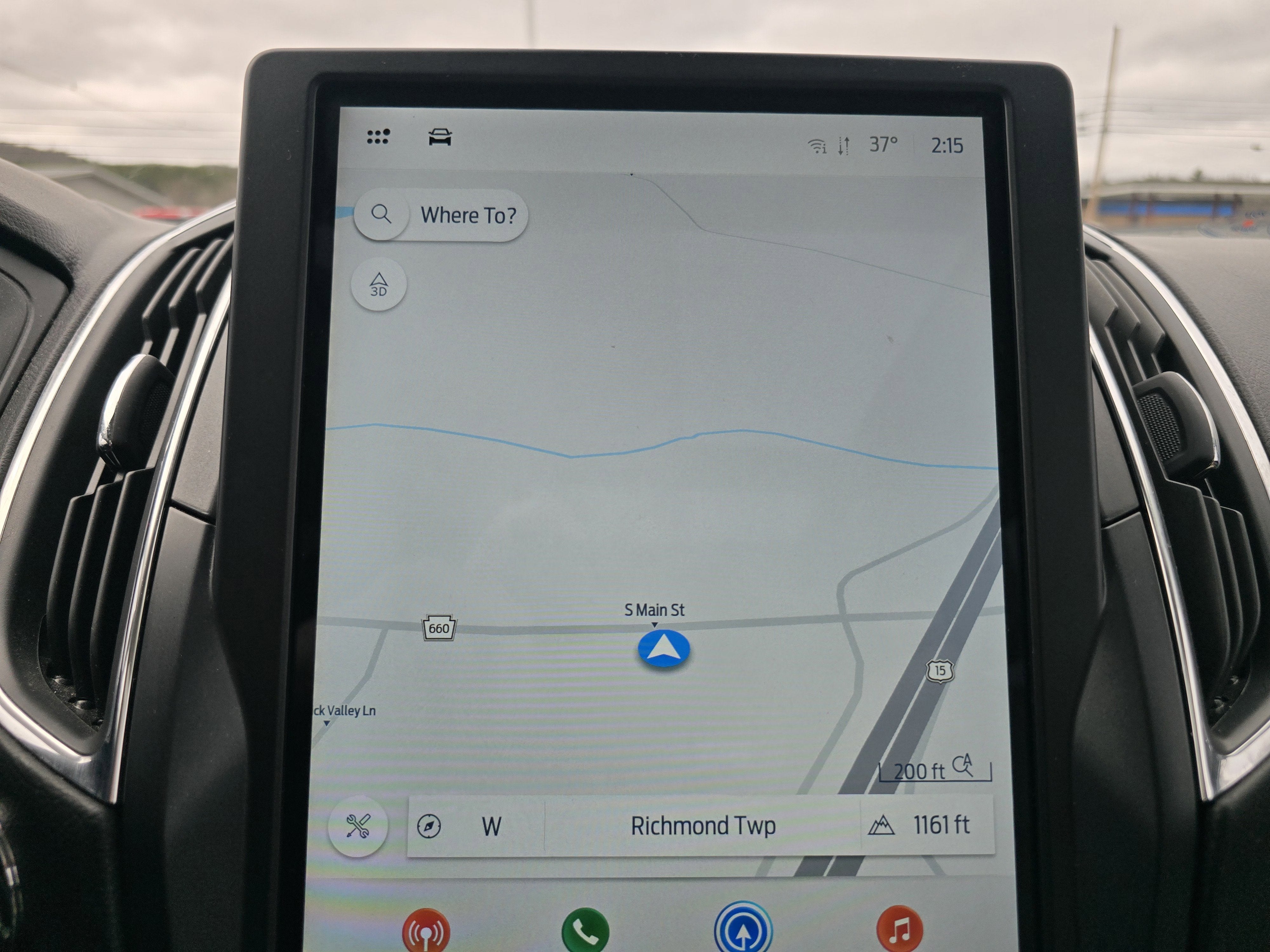 2022 Ford Edge Titanium