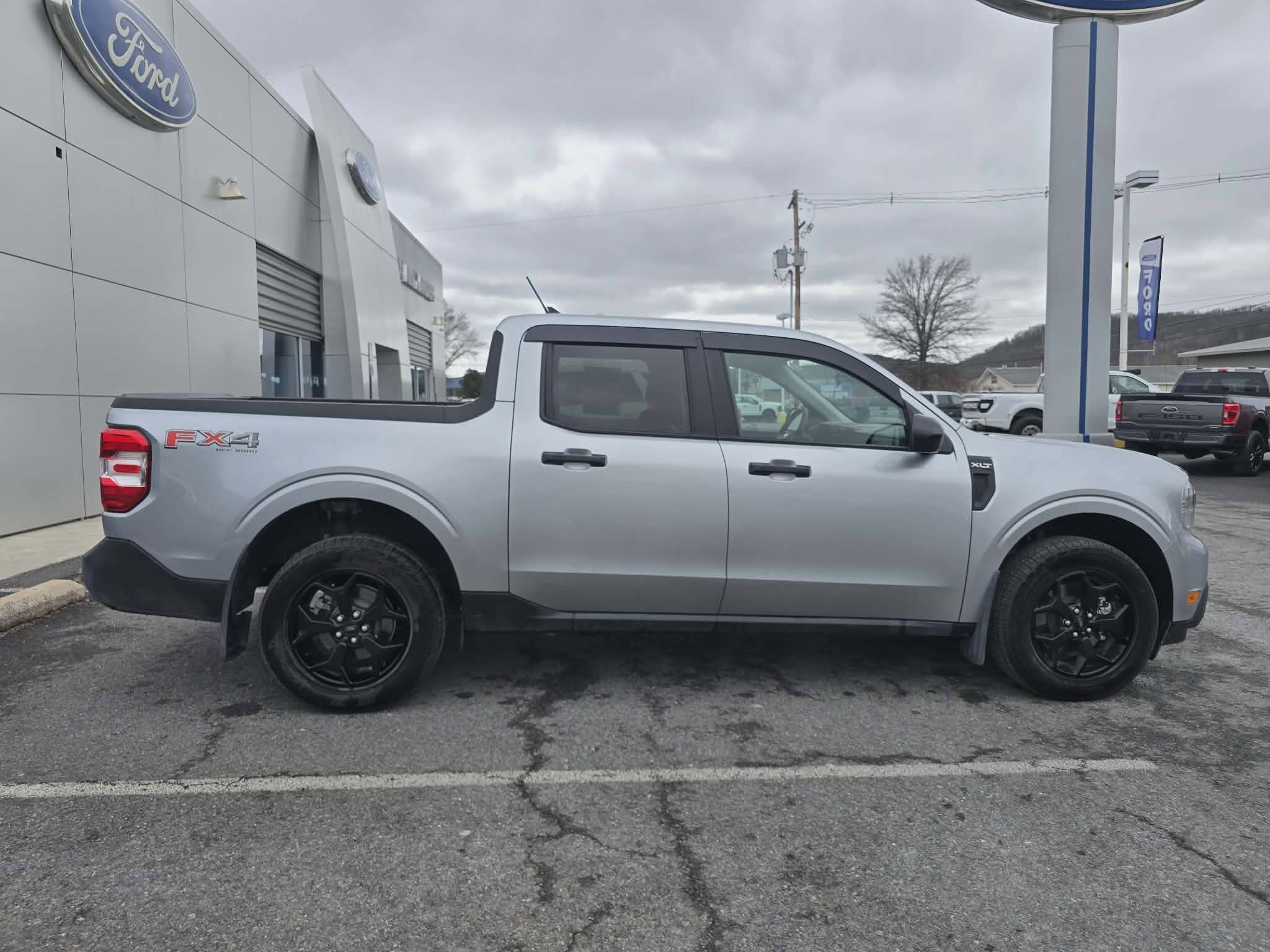 2024 Ford Maverick XLT