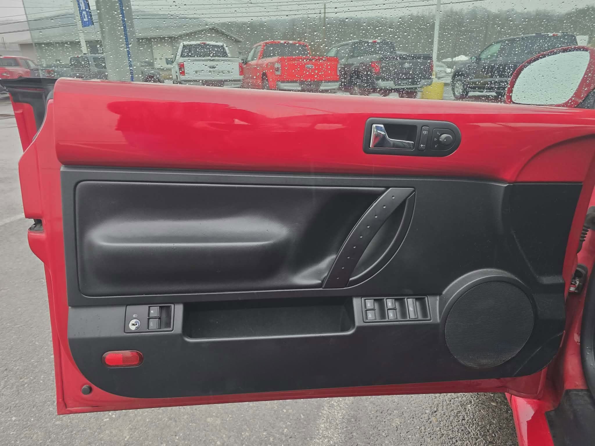 2009 Volkswagen New Beetle Convertible S