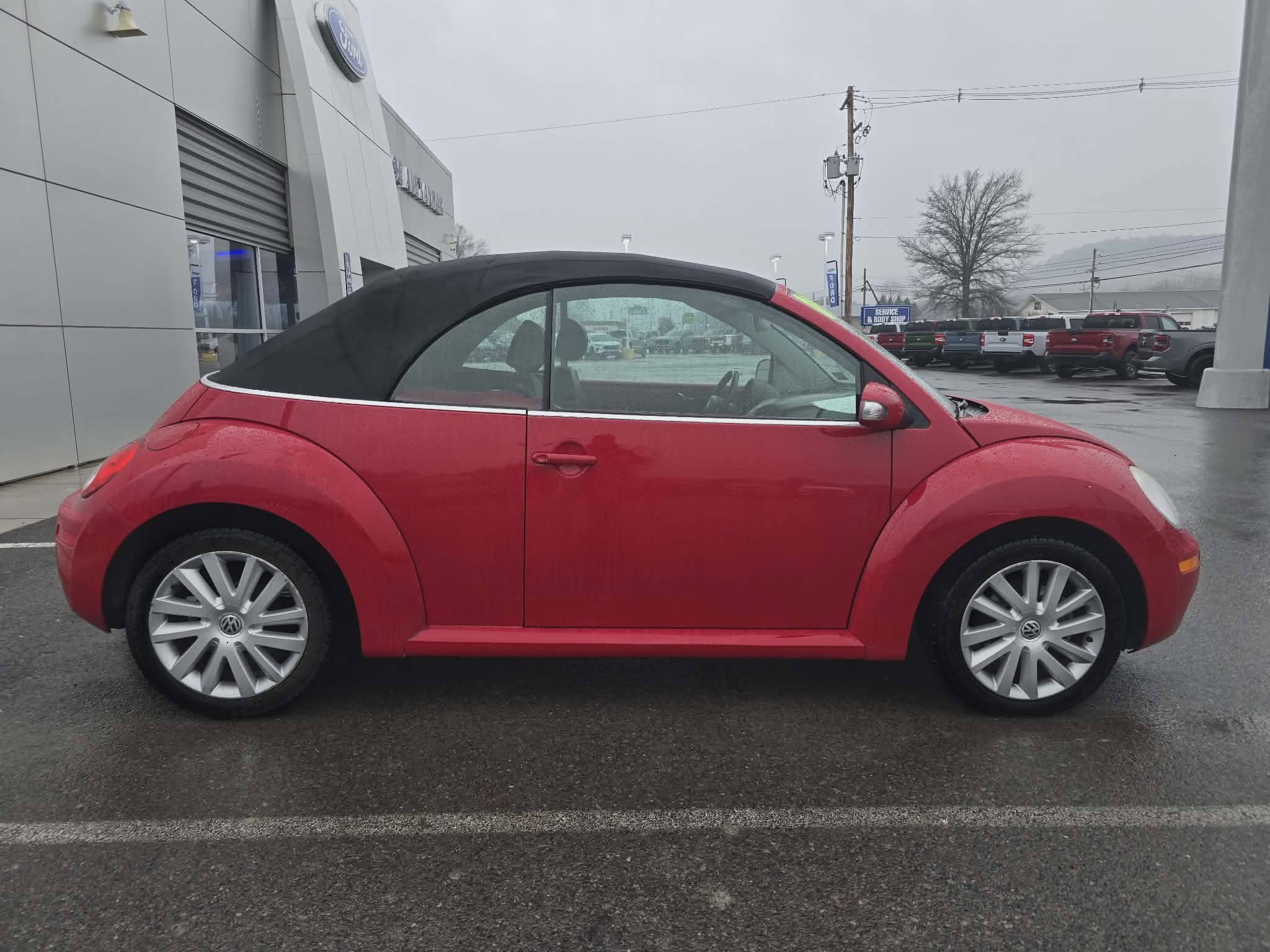 2009 Volkswagen New Beetle Convertible S
