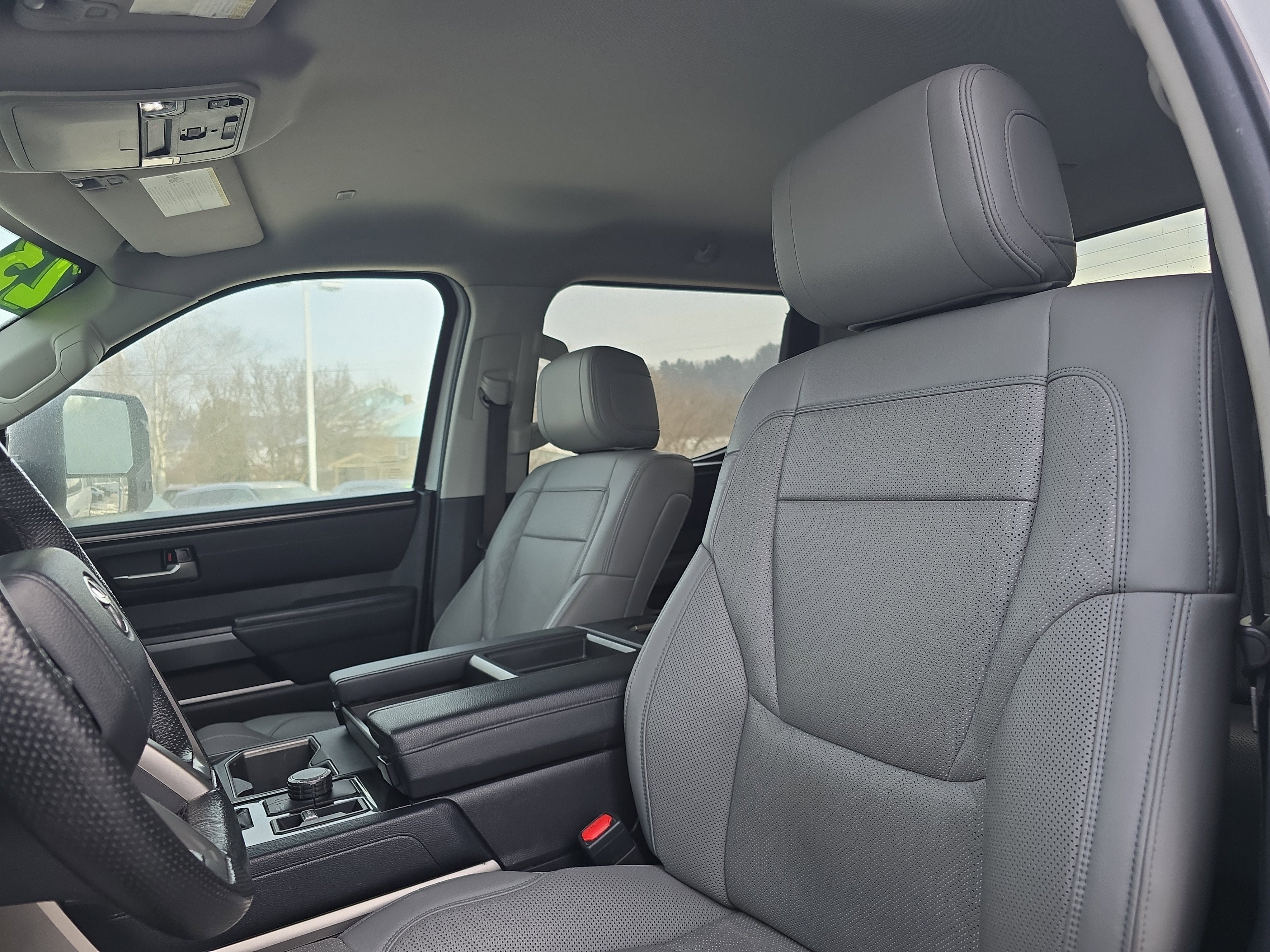 2023 Toyota Tundra 4WD SR5