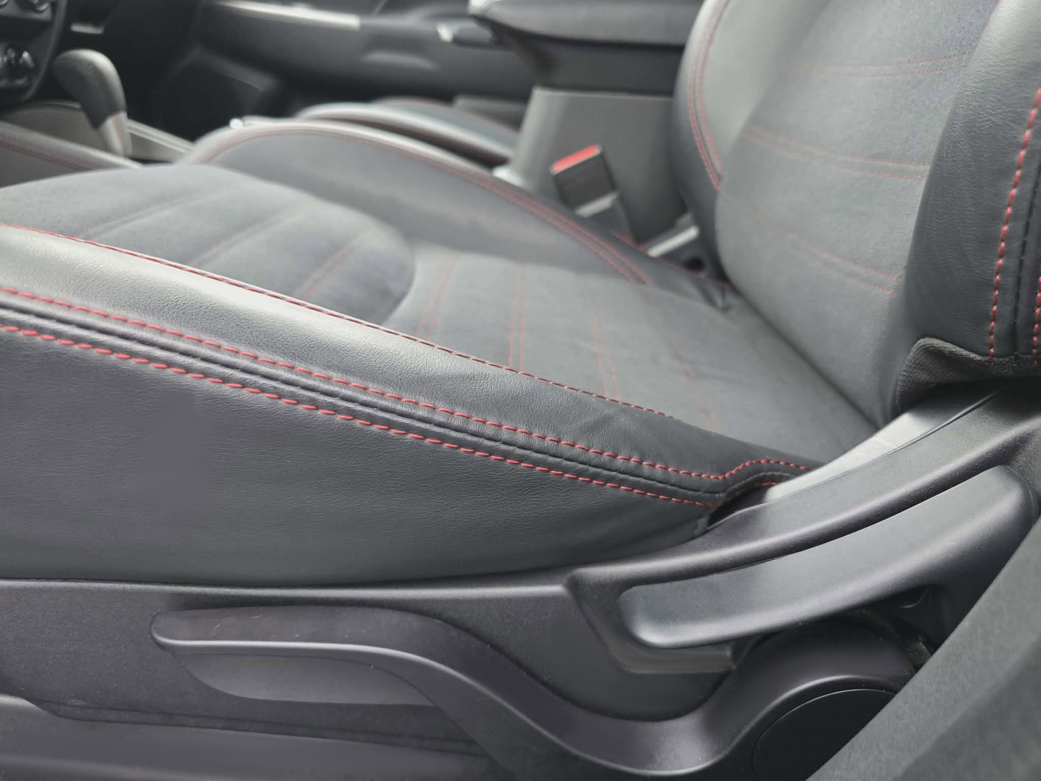 2025 Mitsubishi Outlander Sport SE