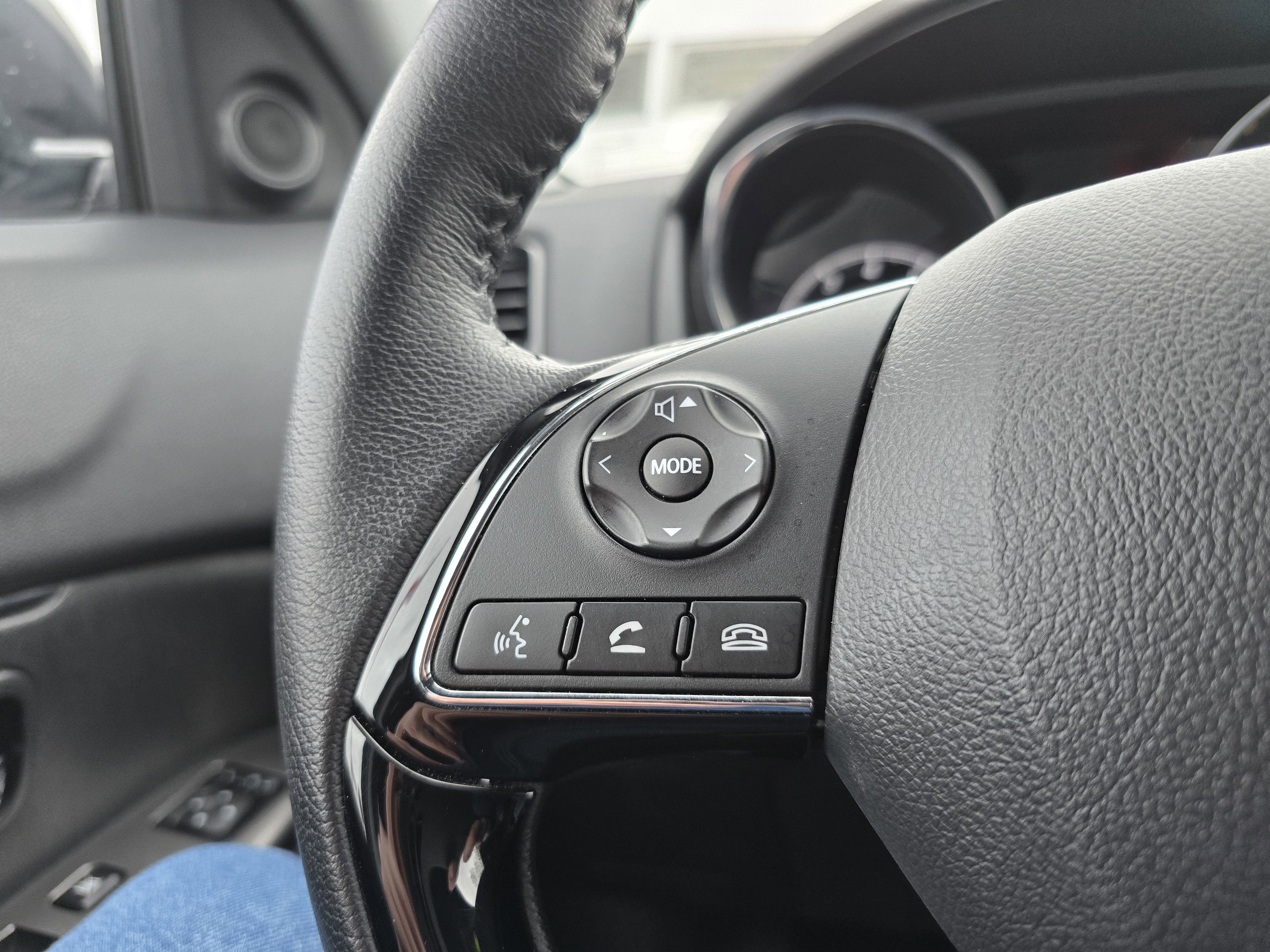 2025 Mitsubishi Outlander Sport SE